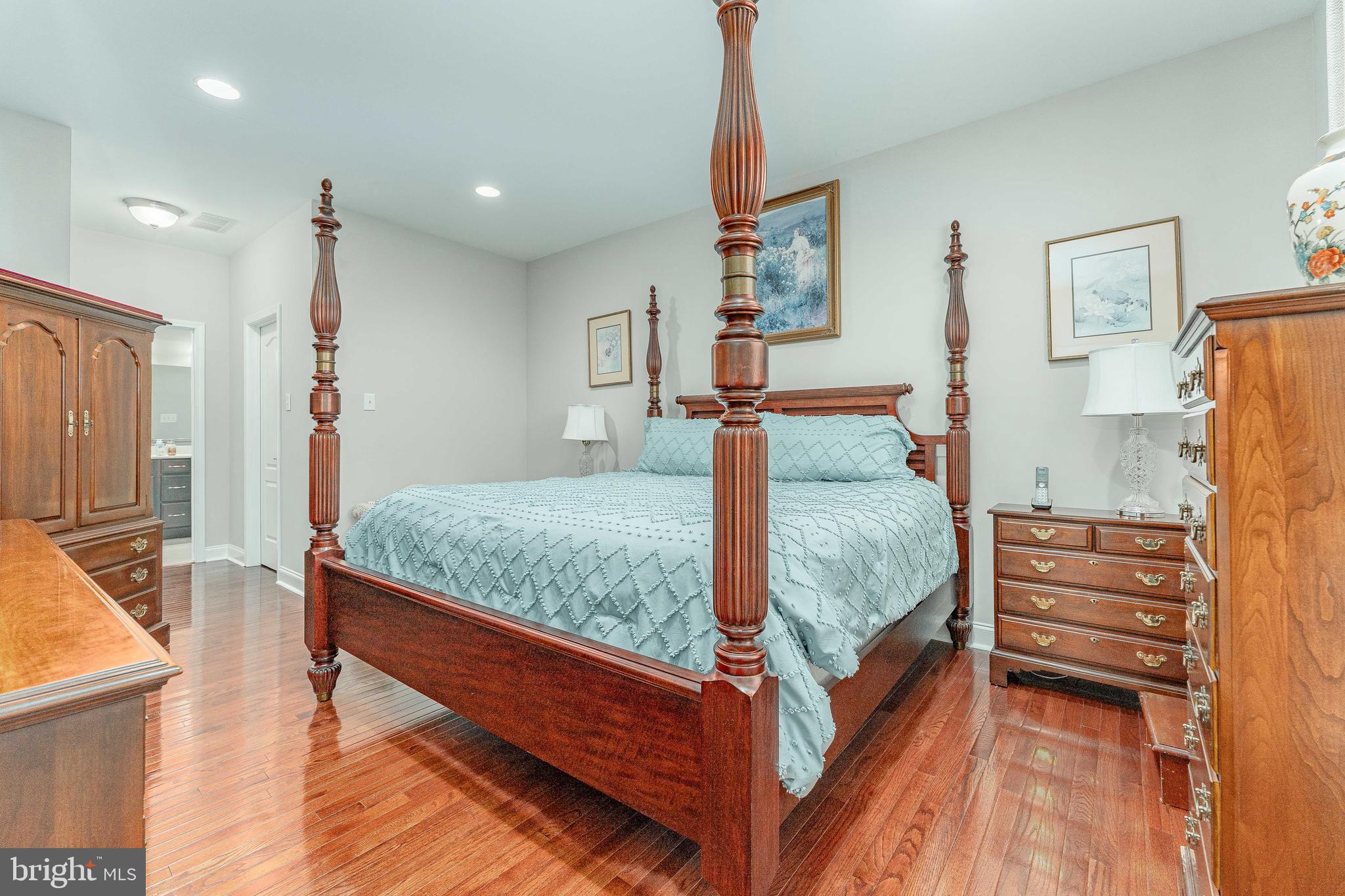 VILLAGES AT HILLVIEW - Residential