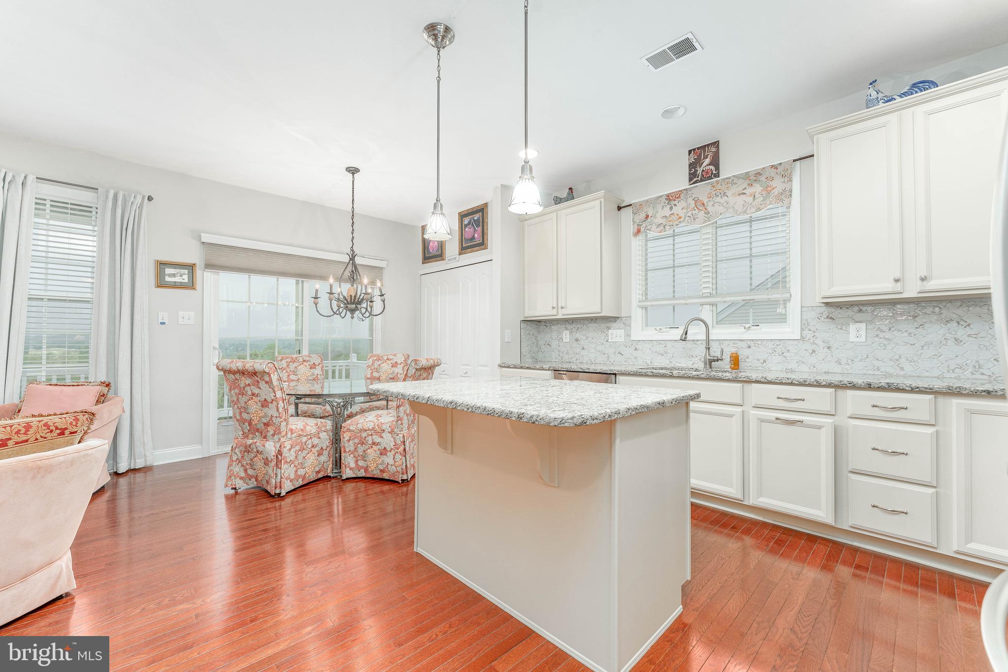 VILLAGES AT HILLVIEW - Residential