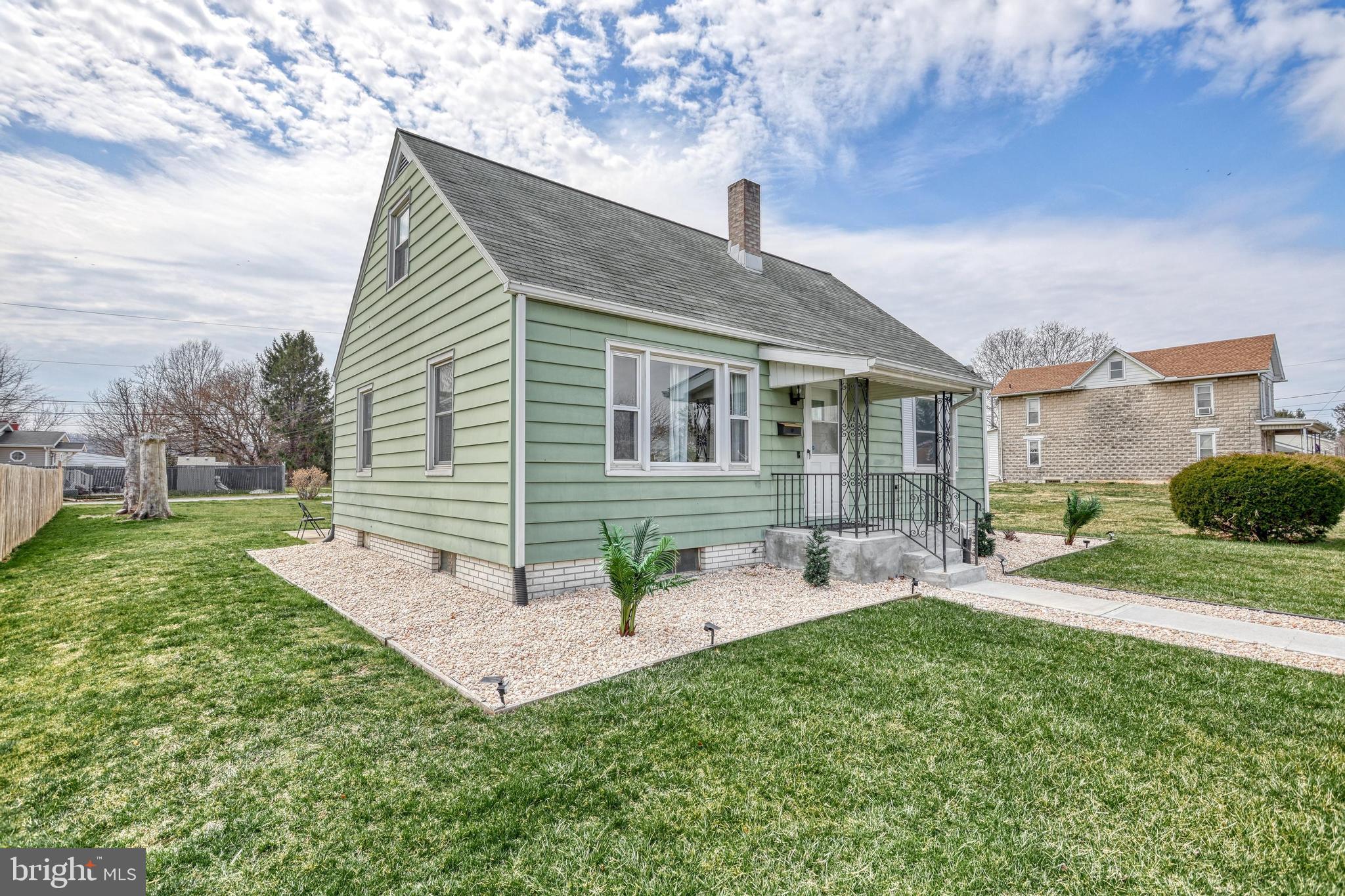 2406 S 4TH STREET