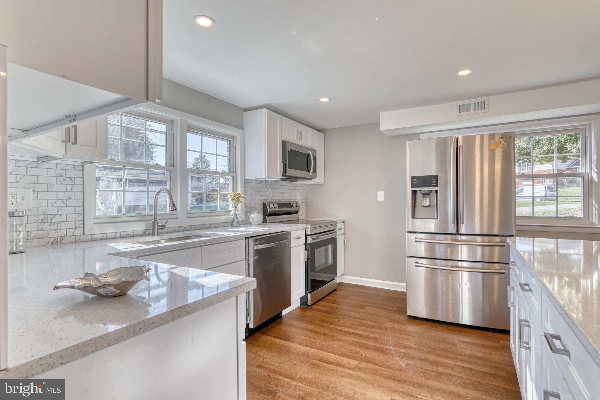 CAMPUS HILLS - Residential