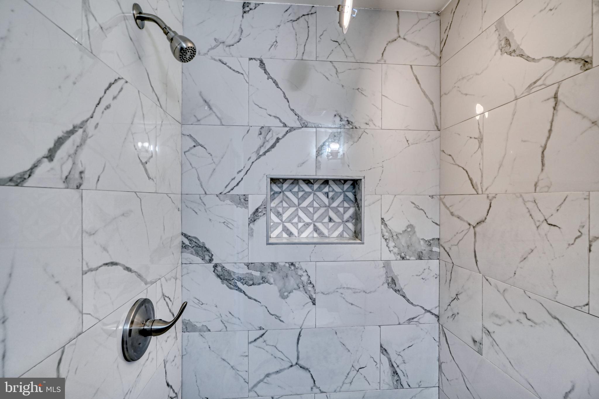 CAMPUS HILLS - Residential