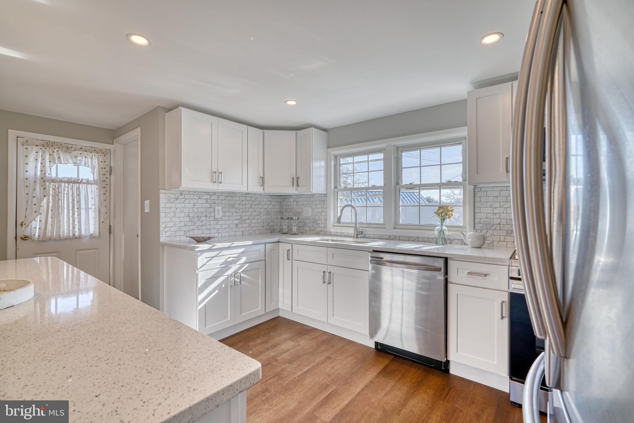 CAMPUS HILLS - Residential