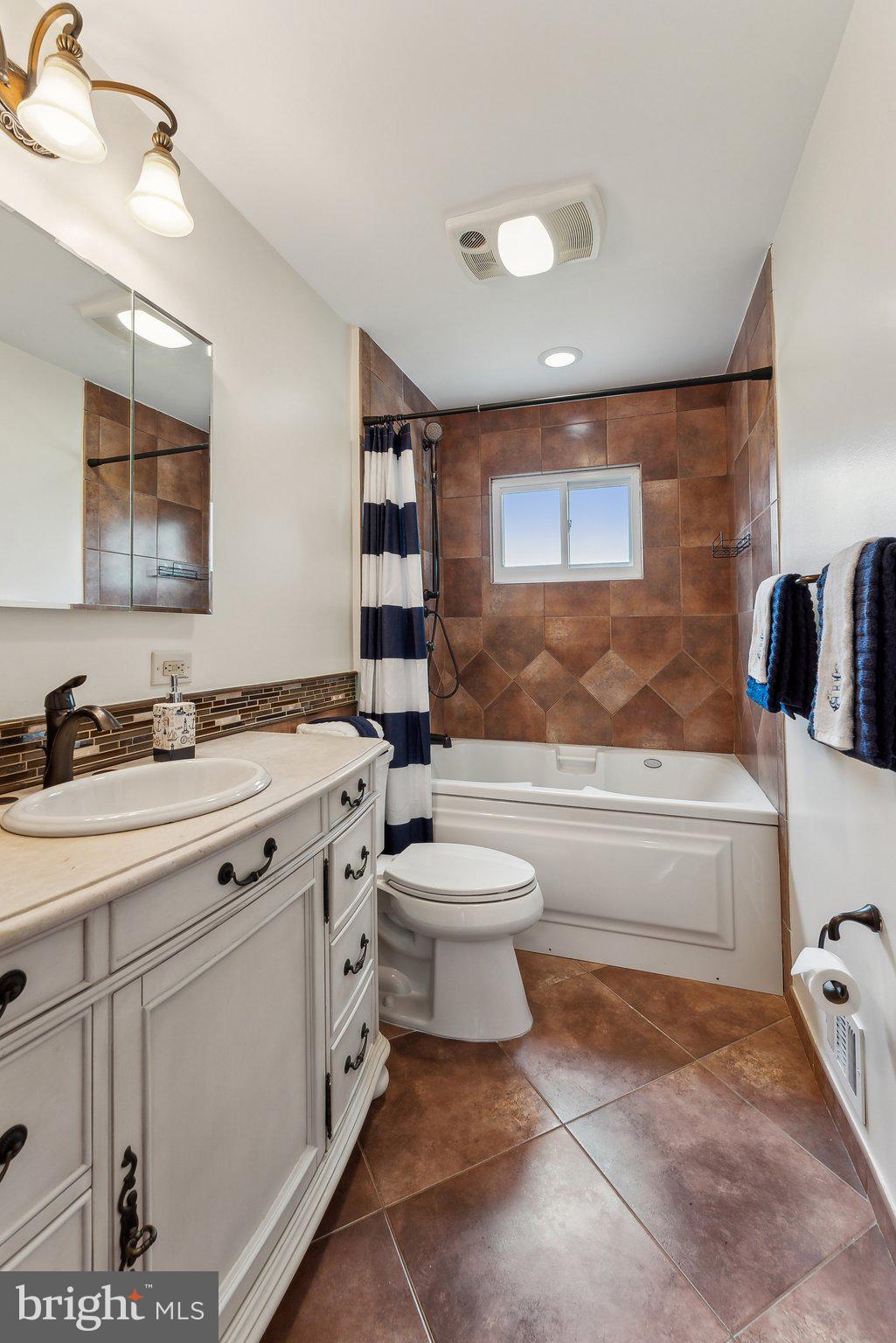 VALLEY VIEW - Residential