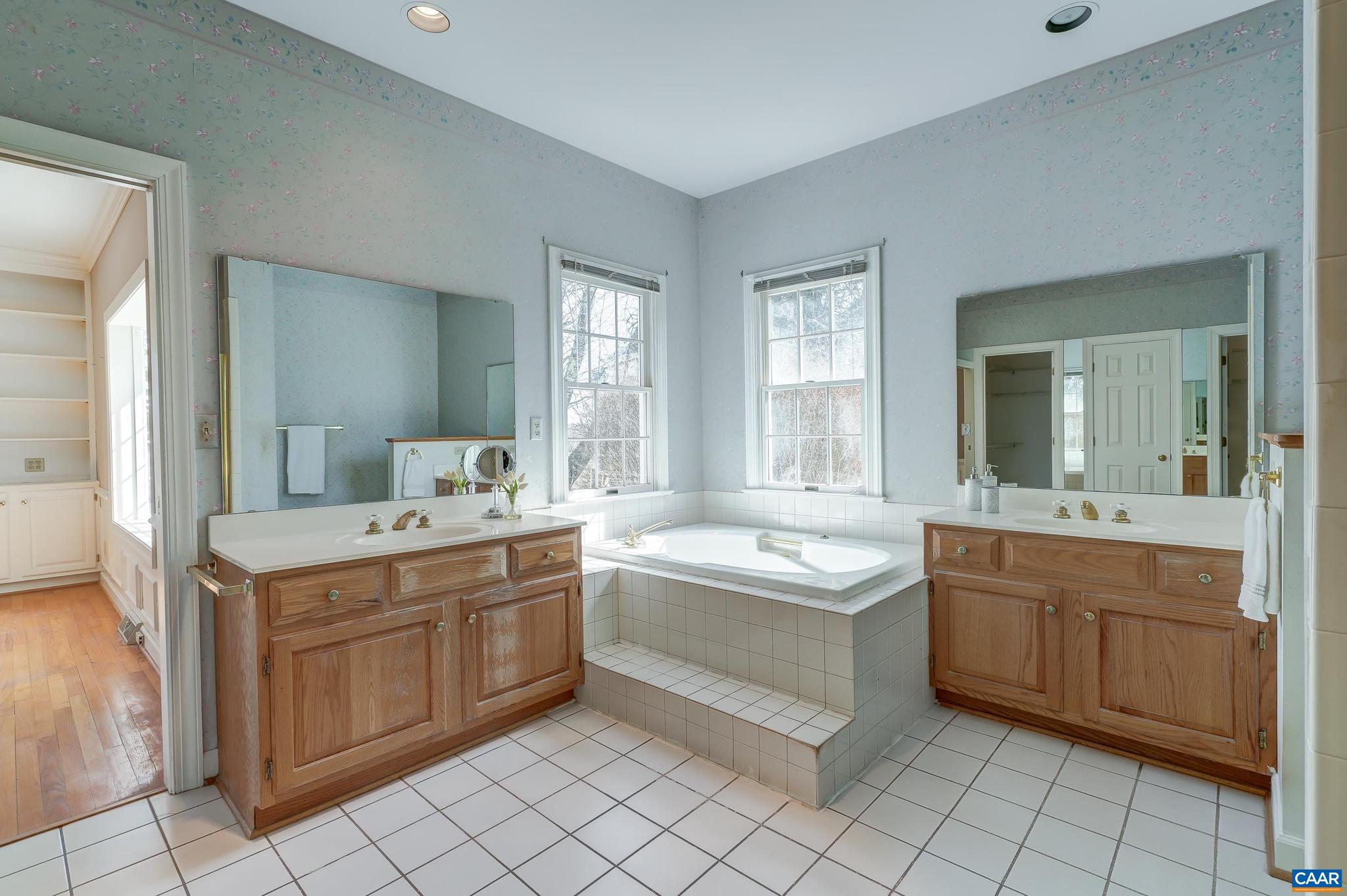 INGLECRESS - Residential