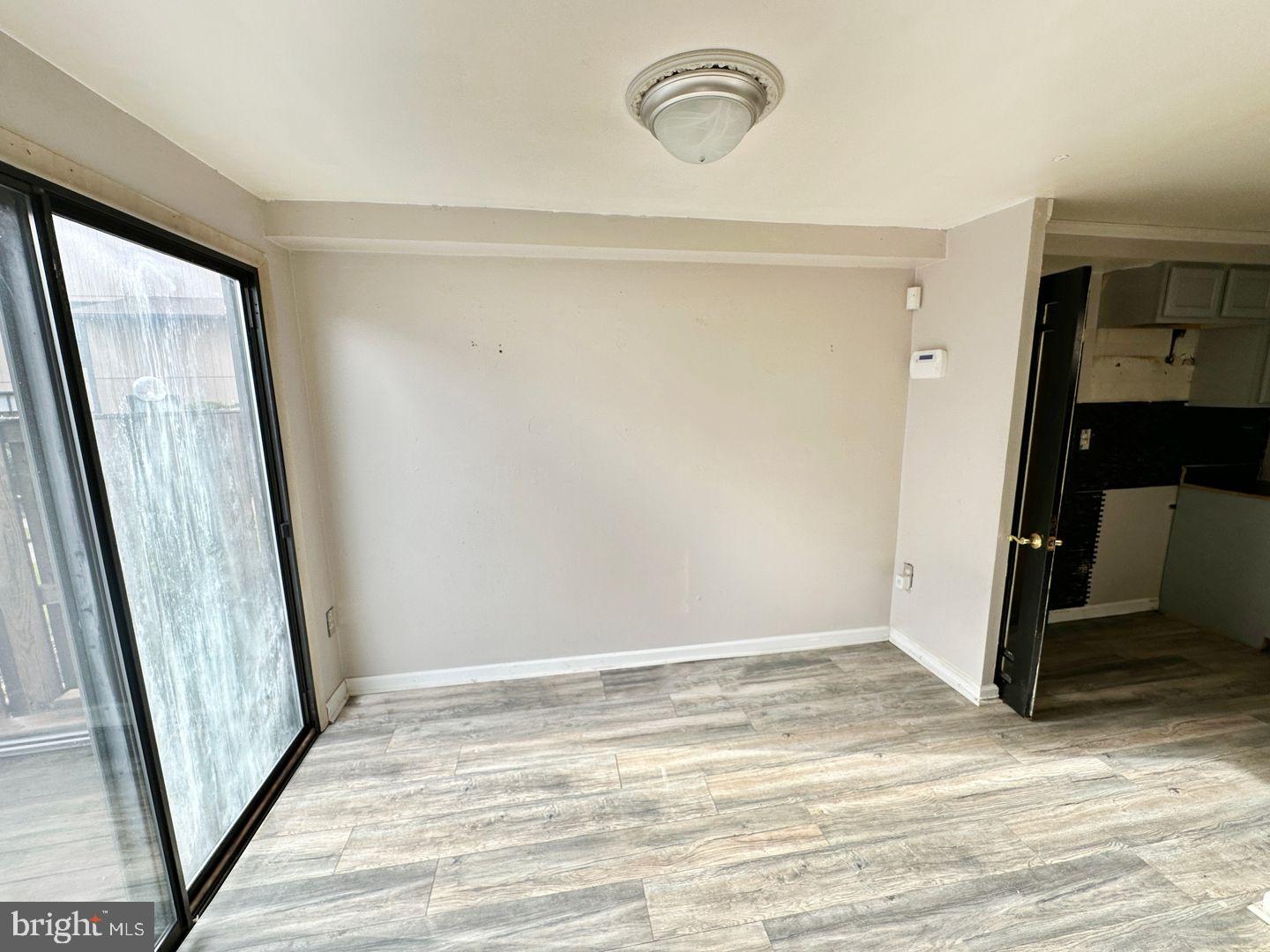 WOODSIDE SQUARE - Residential