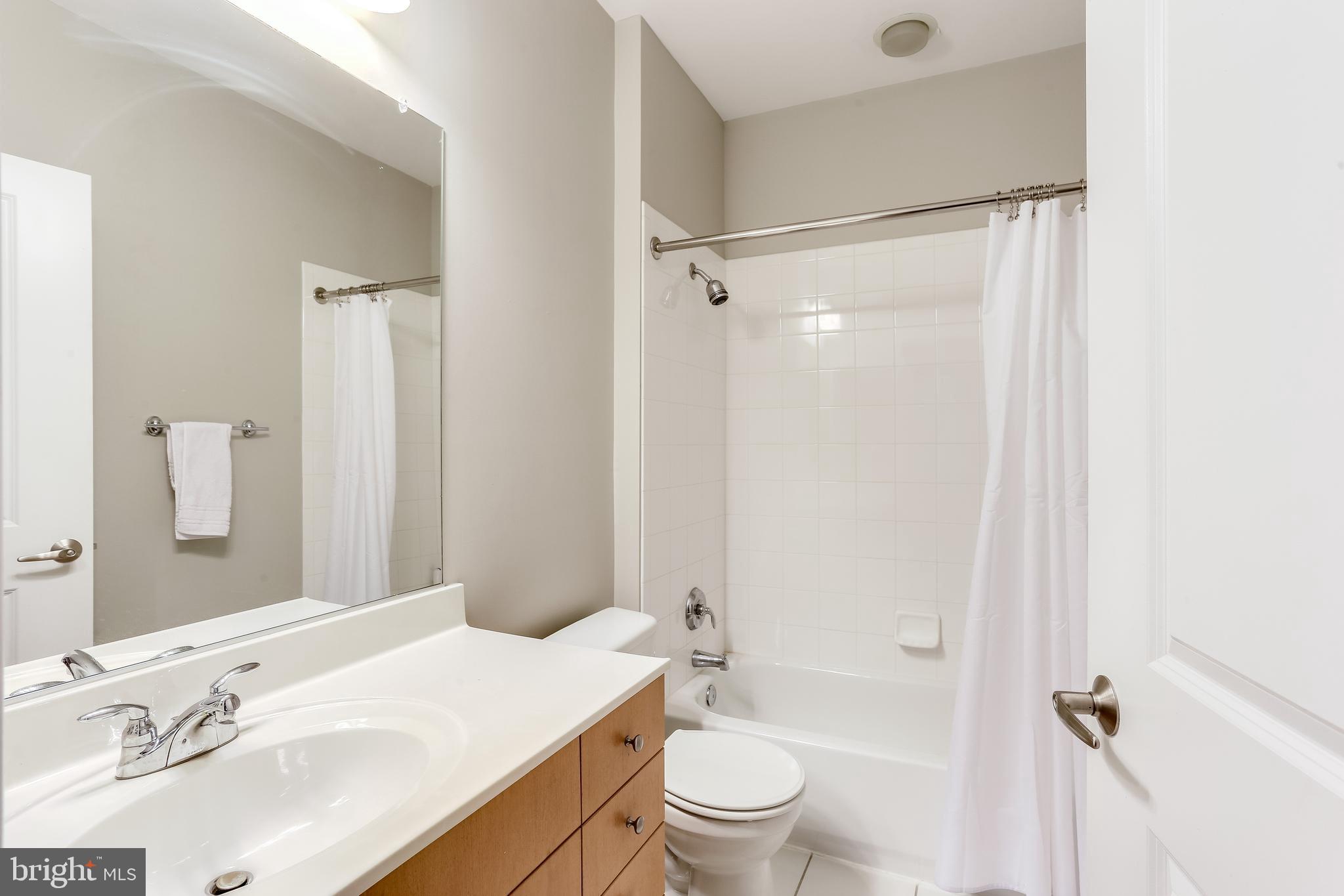 CLIPPER MILL - Residential Lease