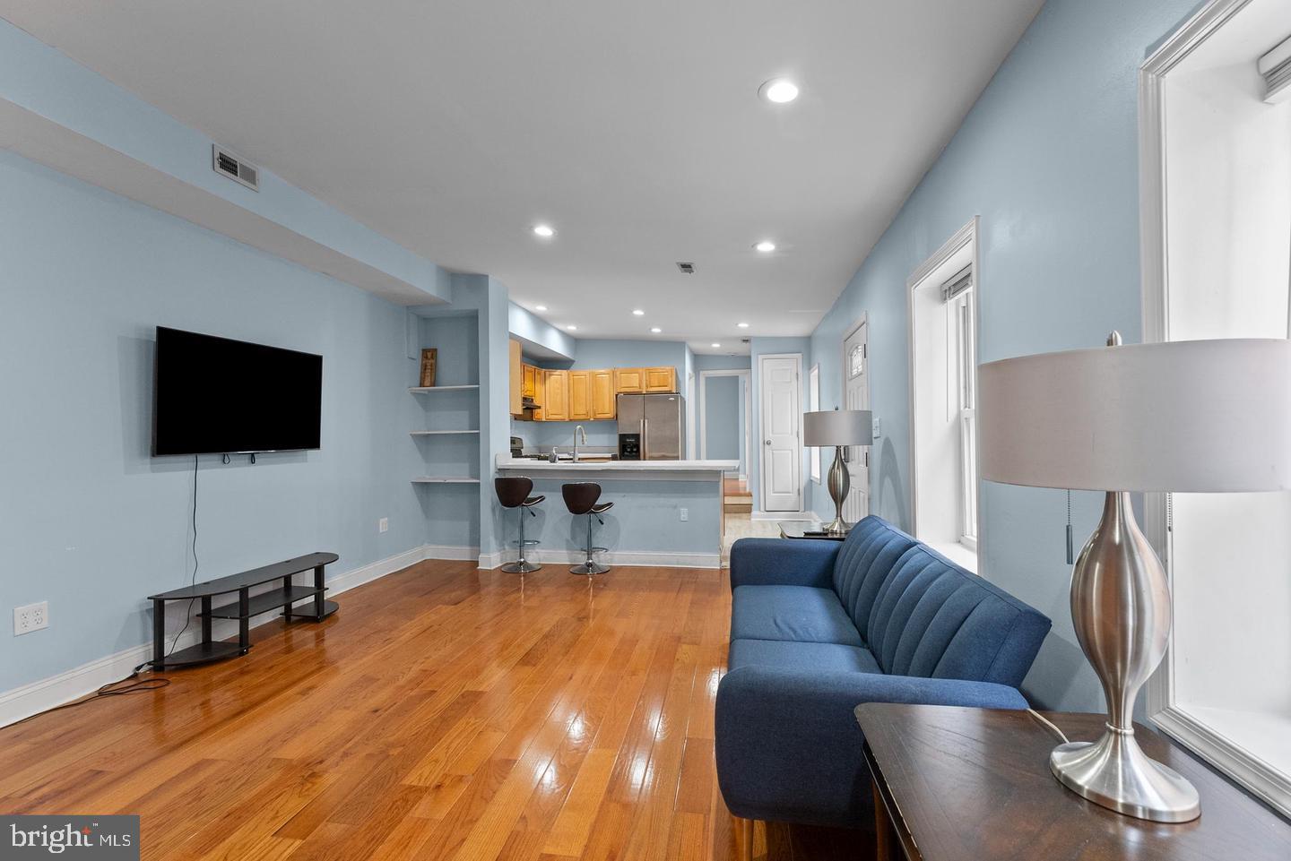 1818 E PRATT STREET APT A