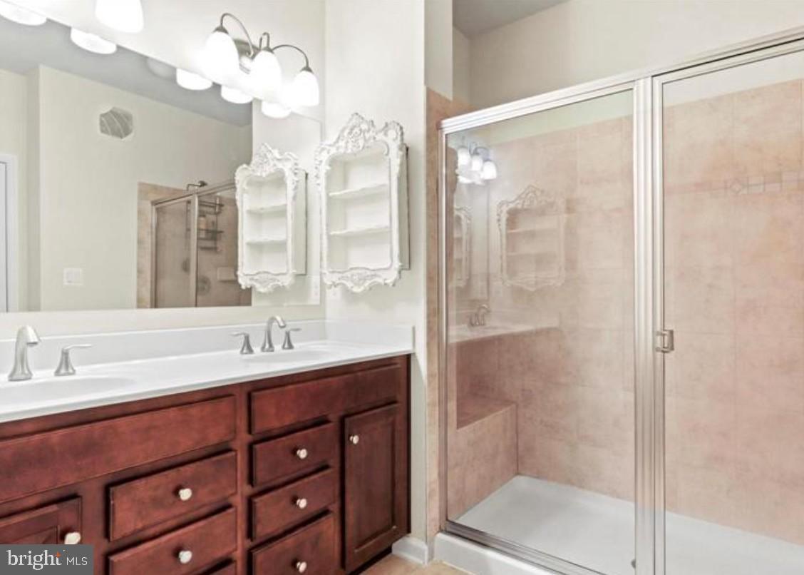 DANE RIDGE CONDO - Residential Lease