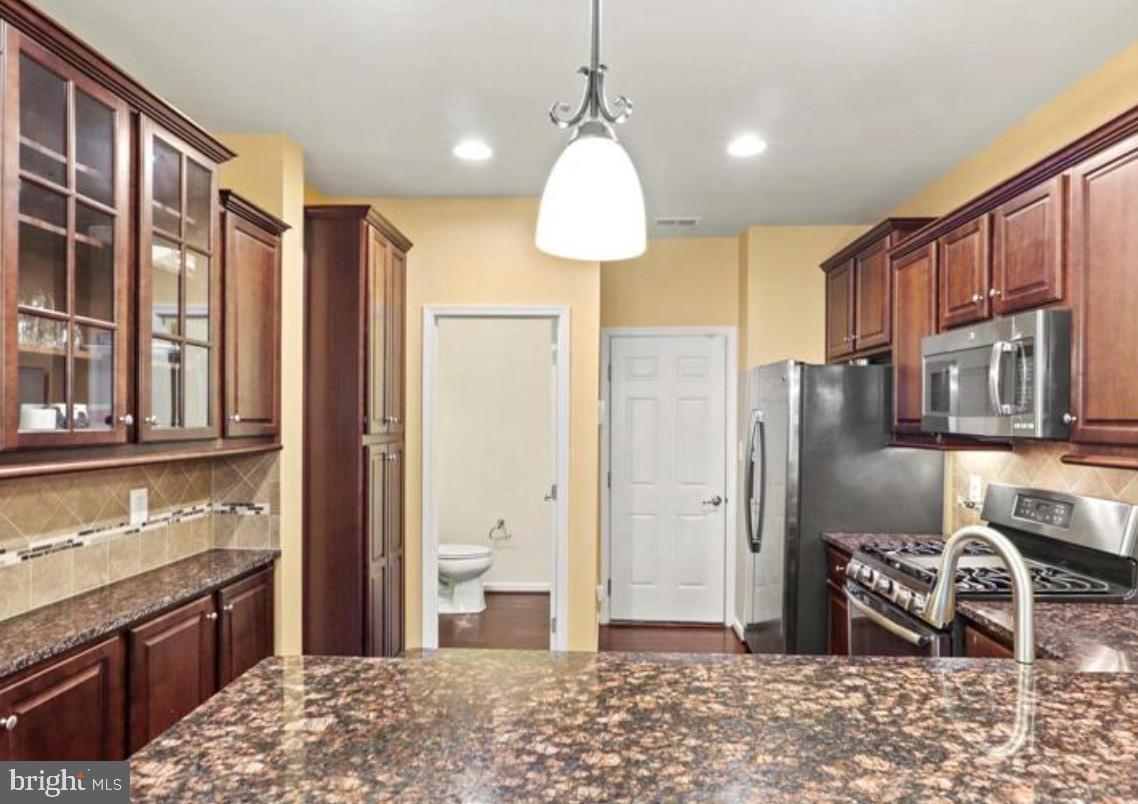 DANE RIDGE CONDO - Residential Lease