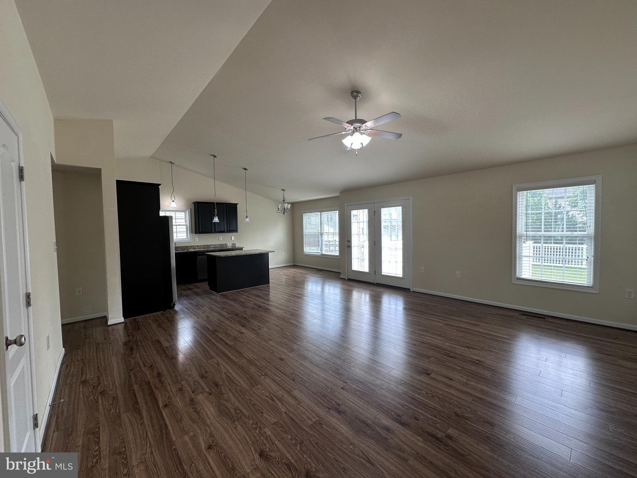 RED HILL - Residential