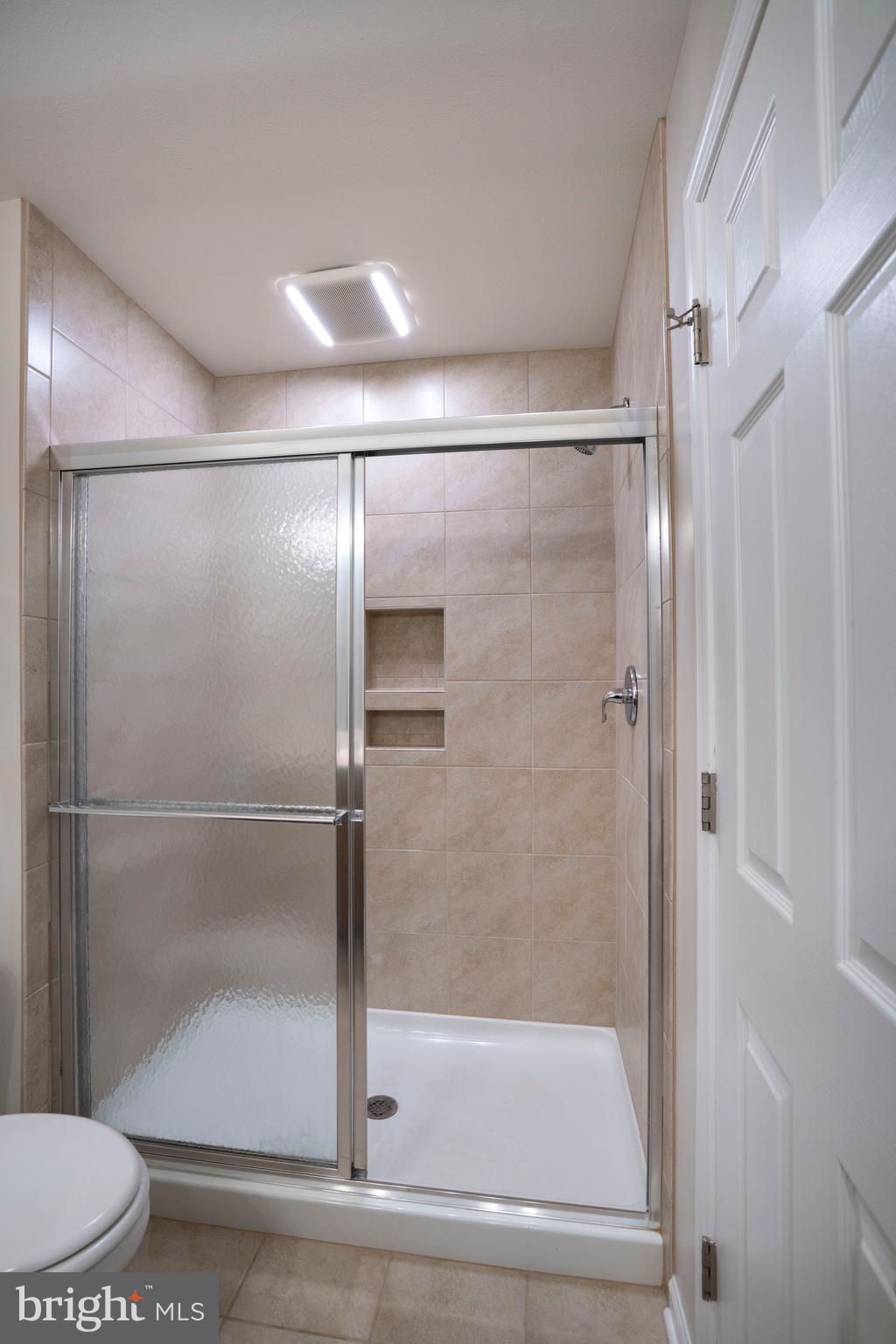 GRAYS POINTE - Residential