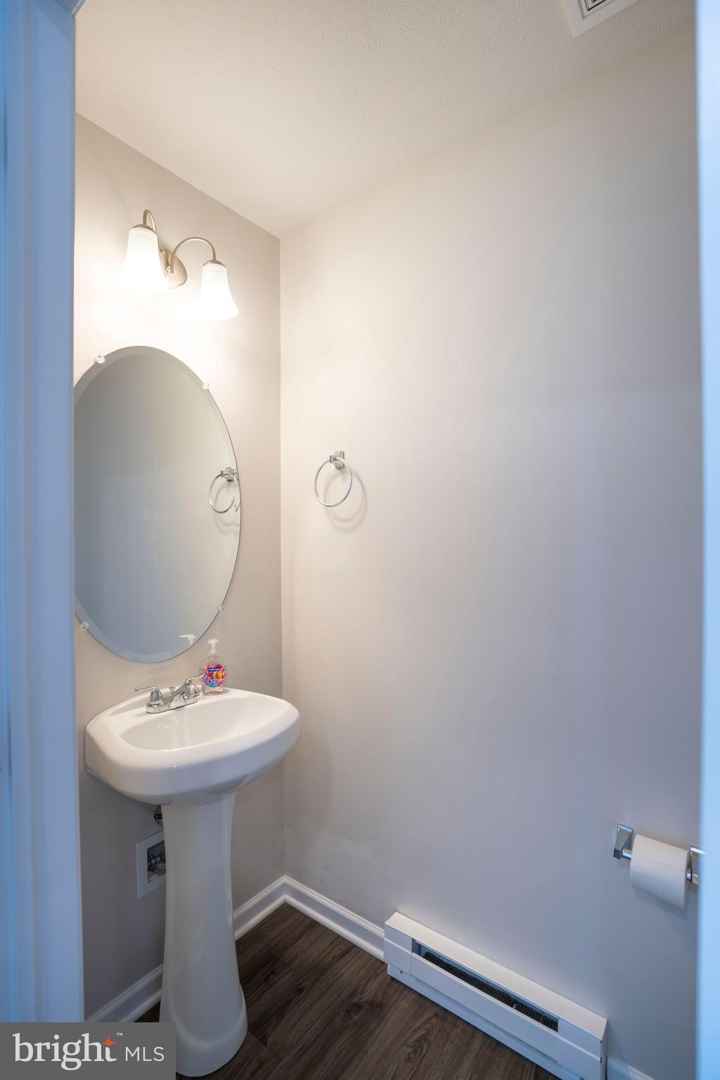 GRAYS POINTE - Residential