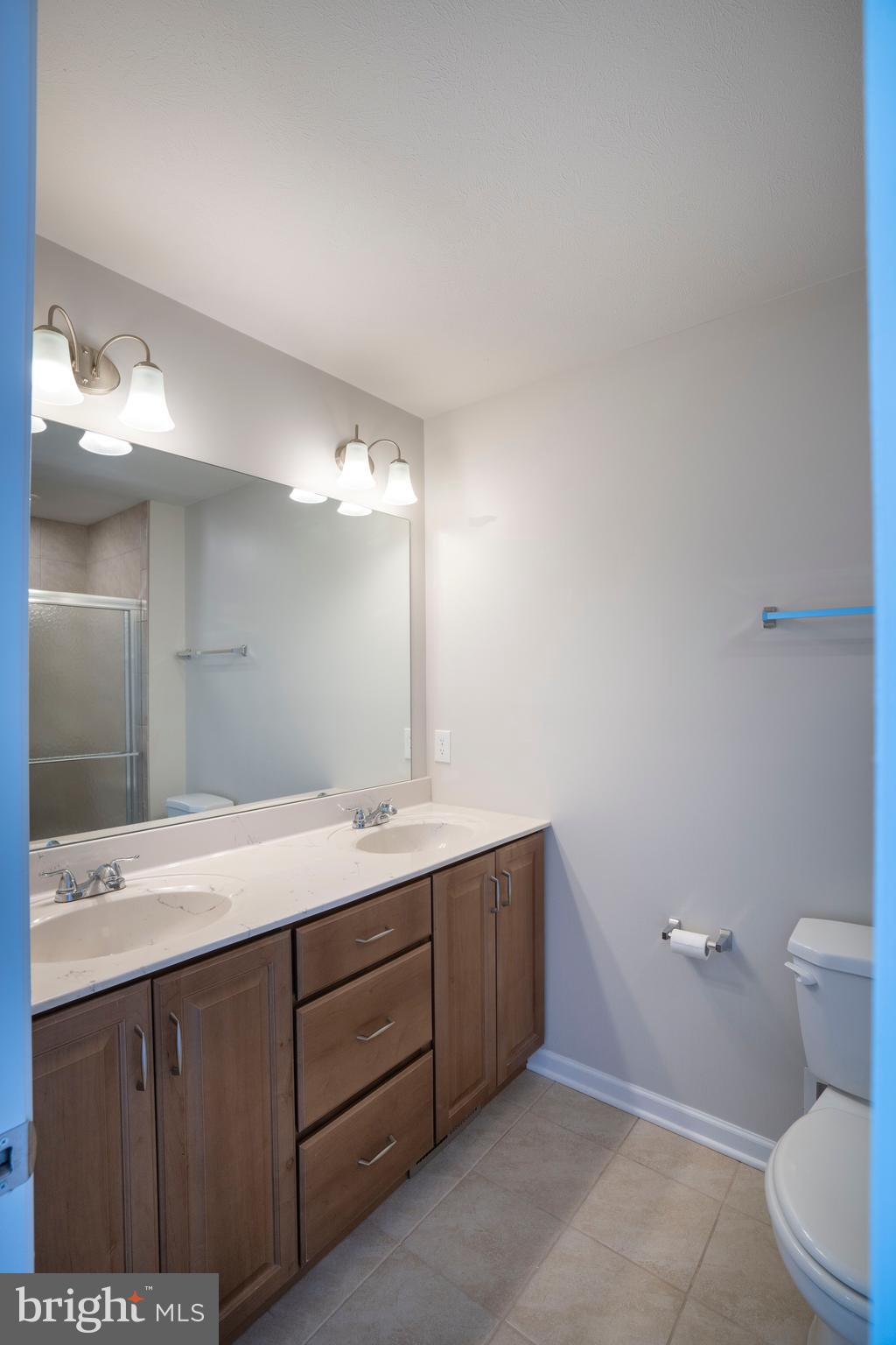 GRAYS POINTE - Residential