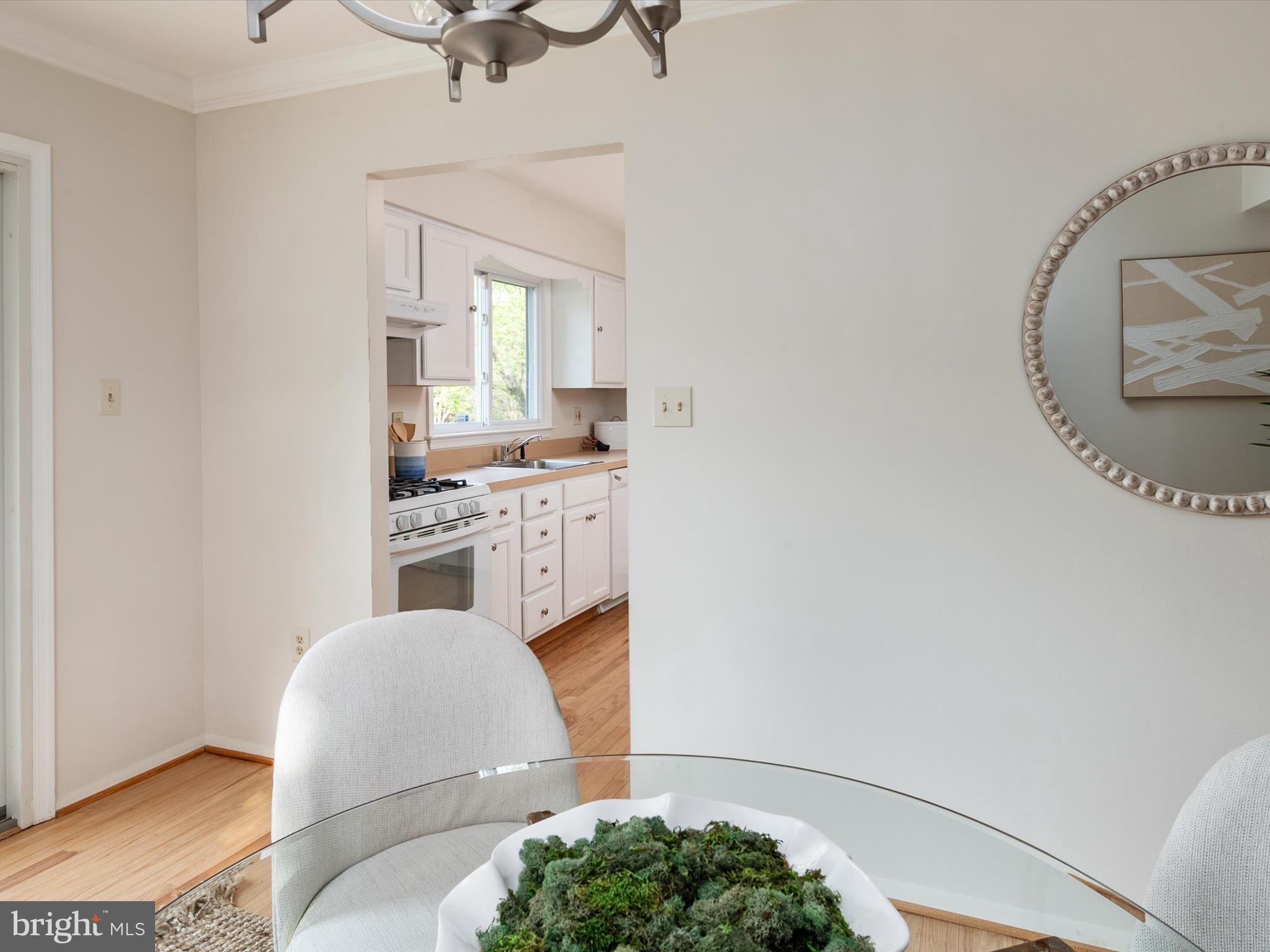 BAY HILLS - COLONIAL RIDGE - Residential