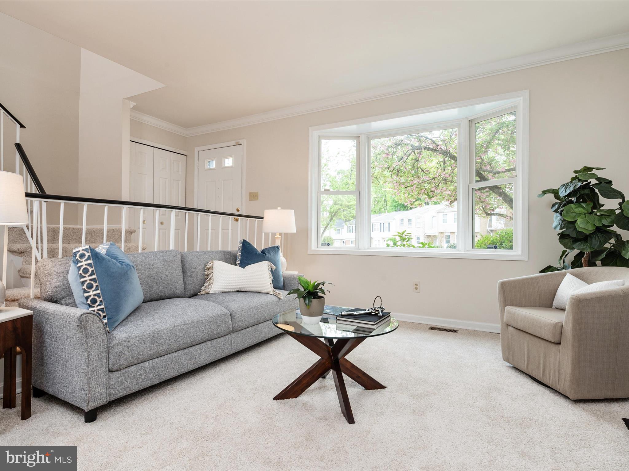 BAY HILLS - COLONIAL RIDGE - Residential