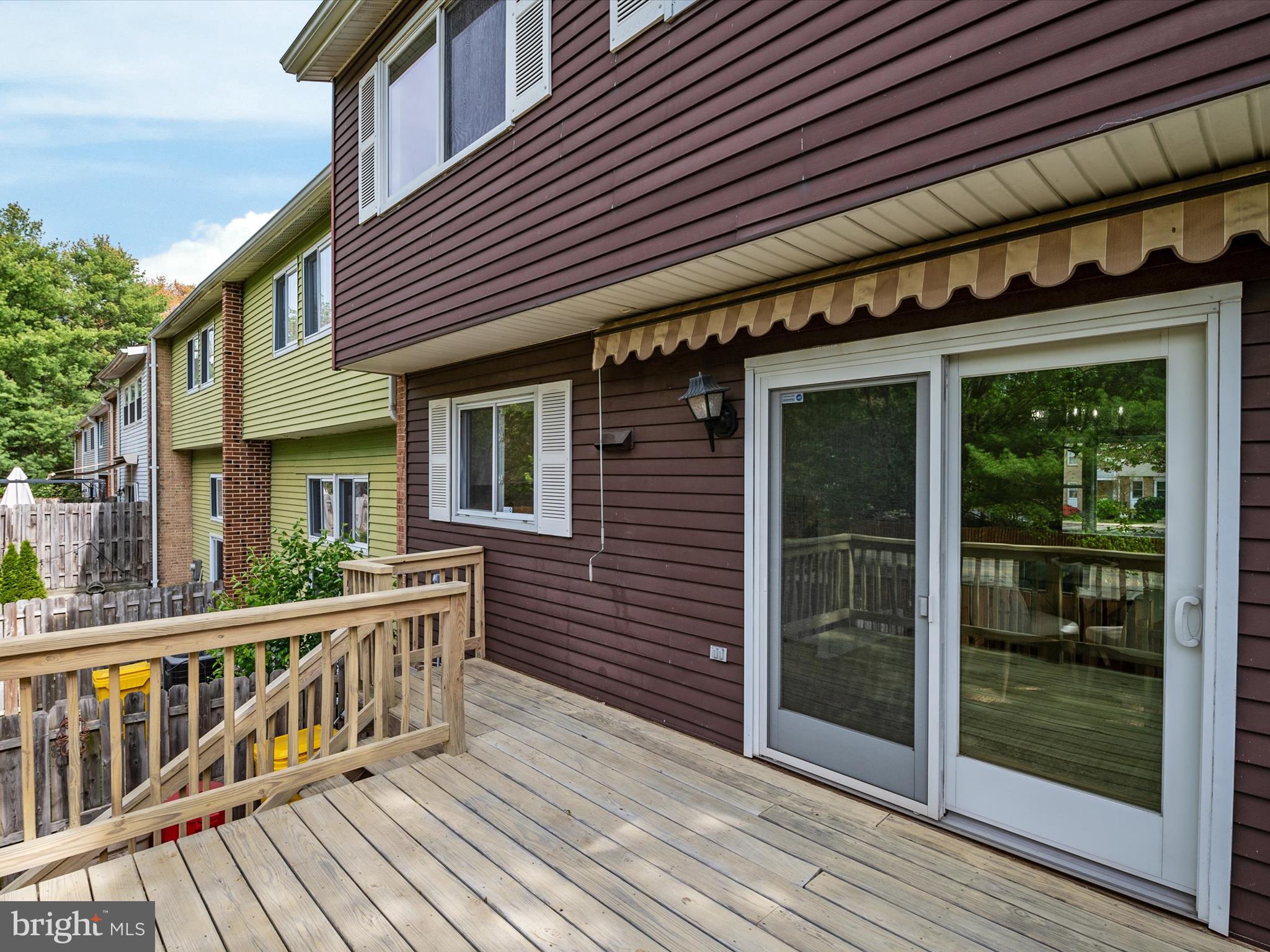 BAY HILLS - COLONIAL RIDGE - Residential