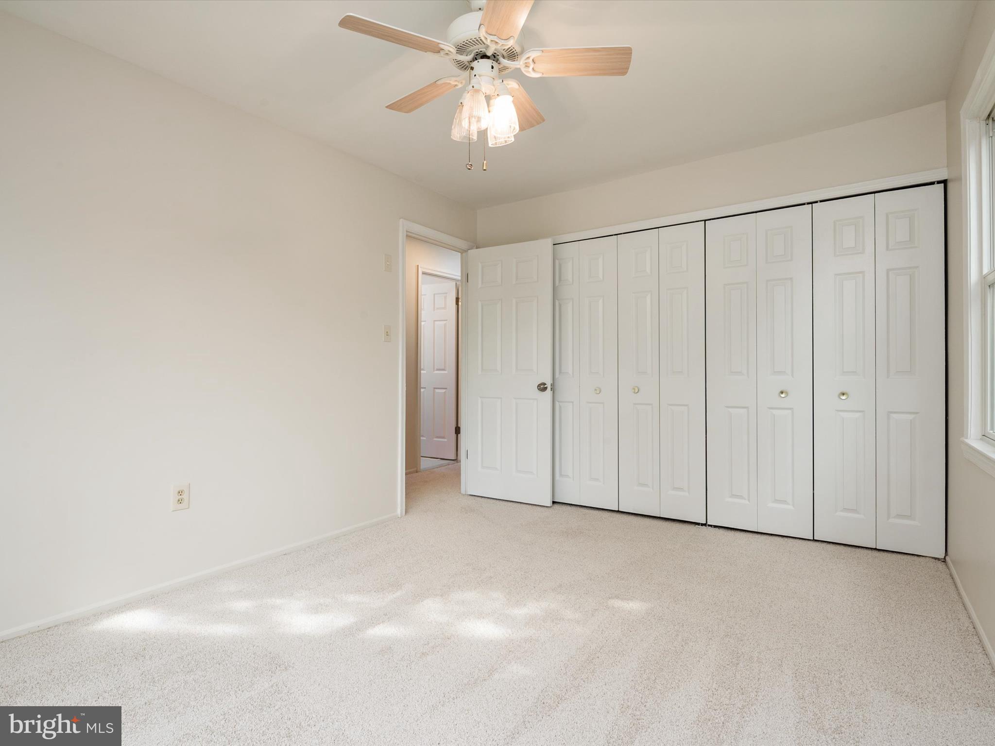 BAY HILLS - COLONIAL RIDGE - Residential