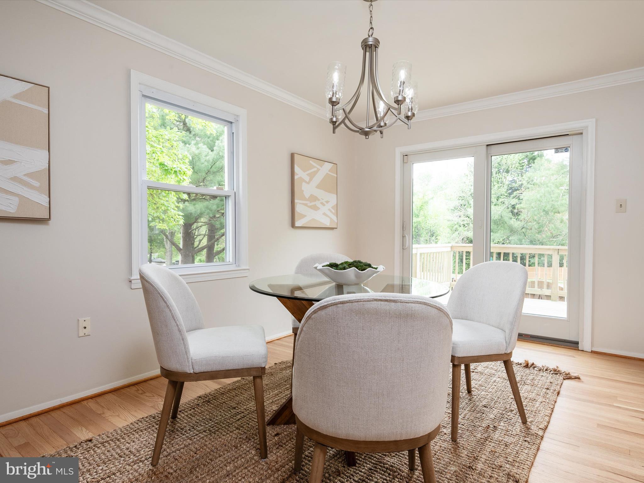 BAY HILLS - COLONIAL RIDGE - Residential