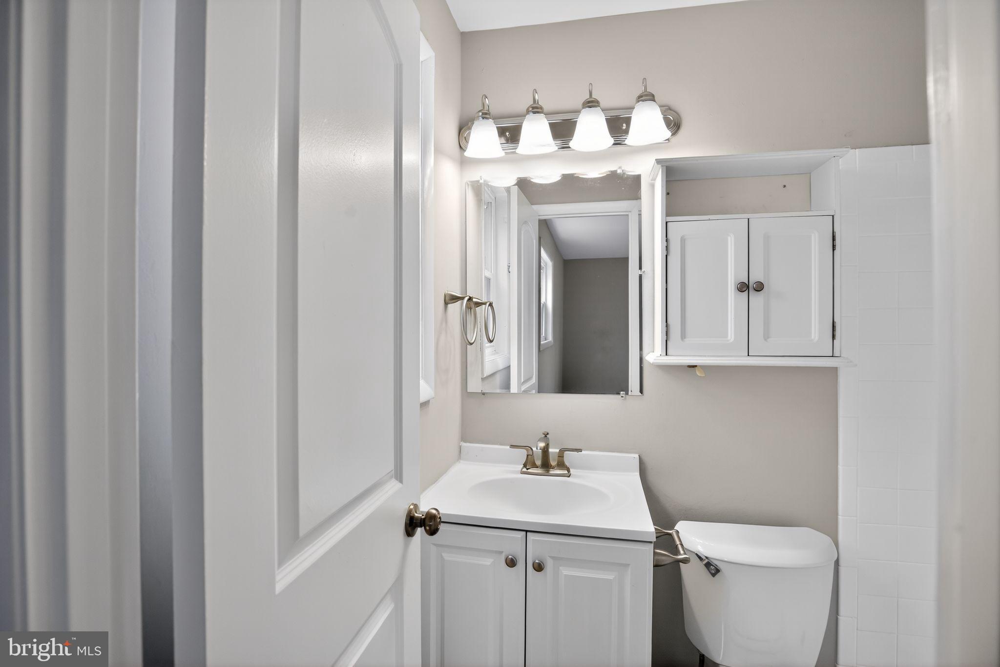 SANDY SPRING ESTATES - Residential