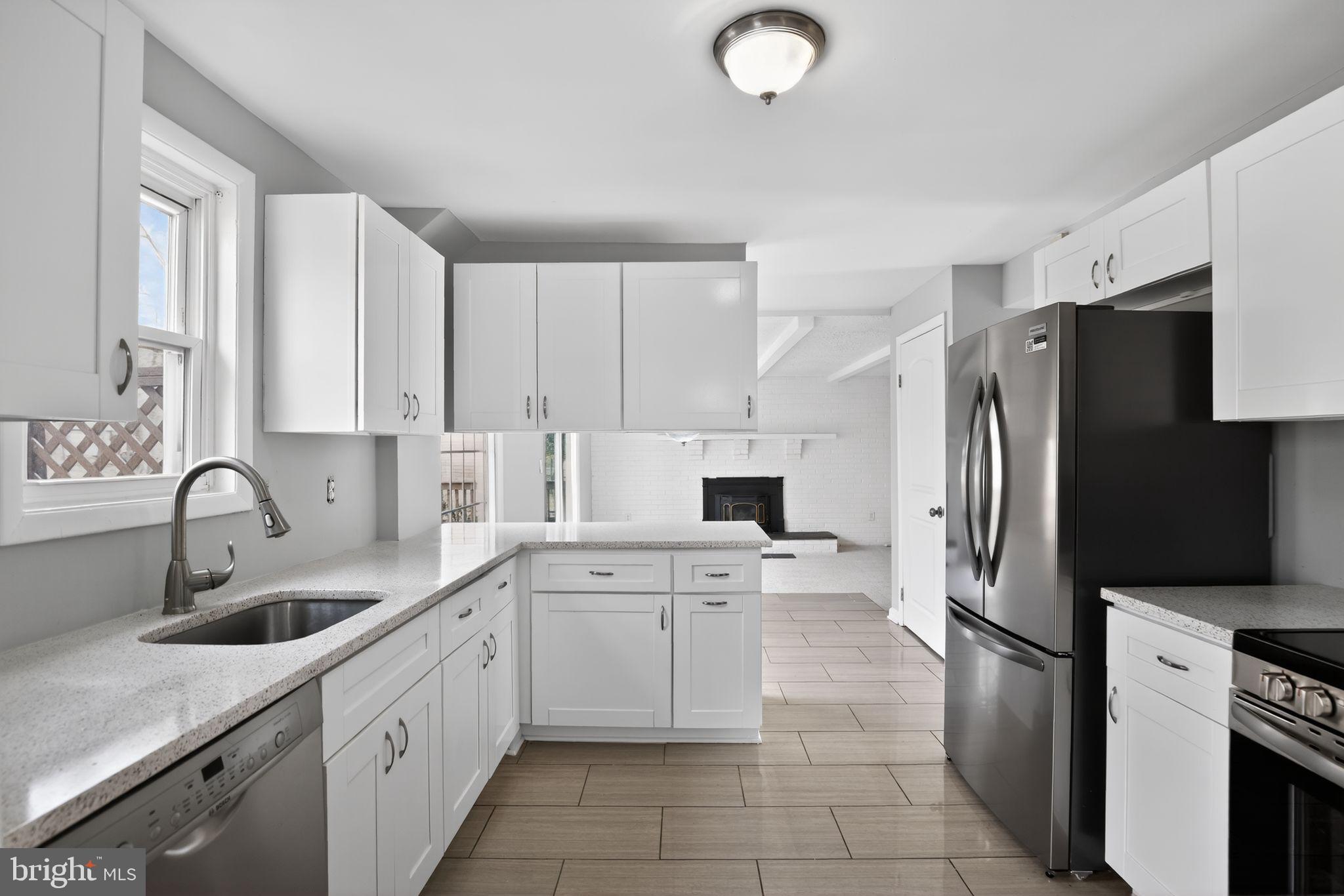 SANDY SPRING ESTATES - Residential