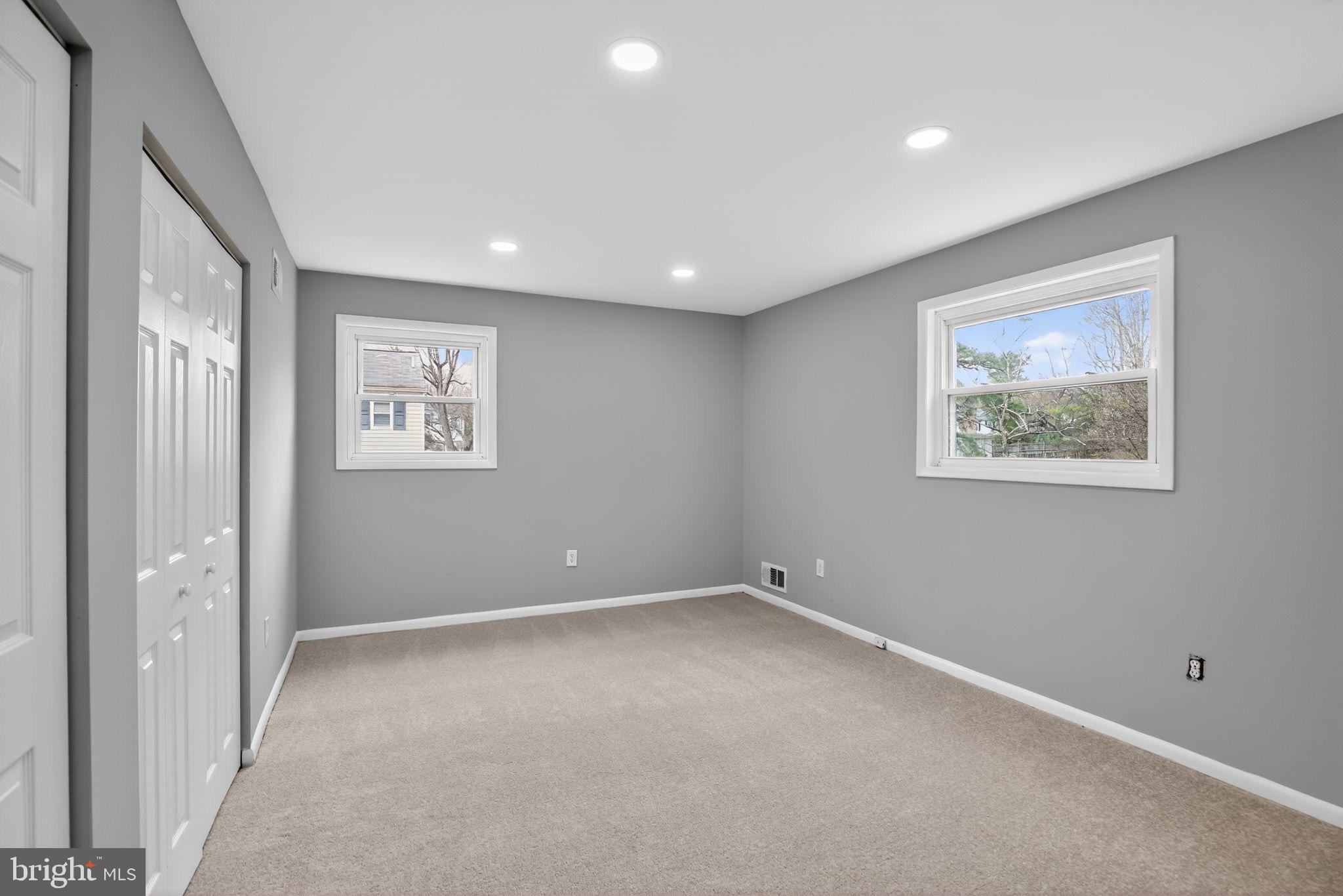 SANDY SPRING ESTATES - Residential