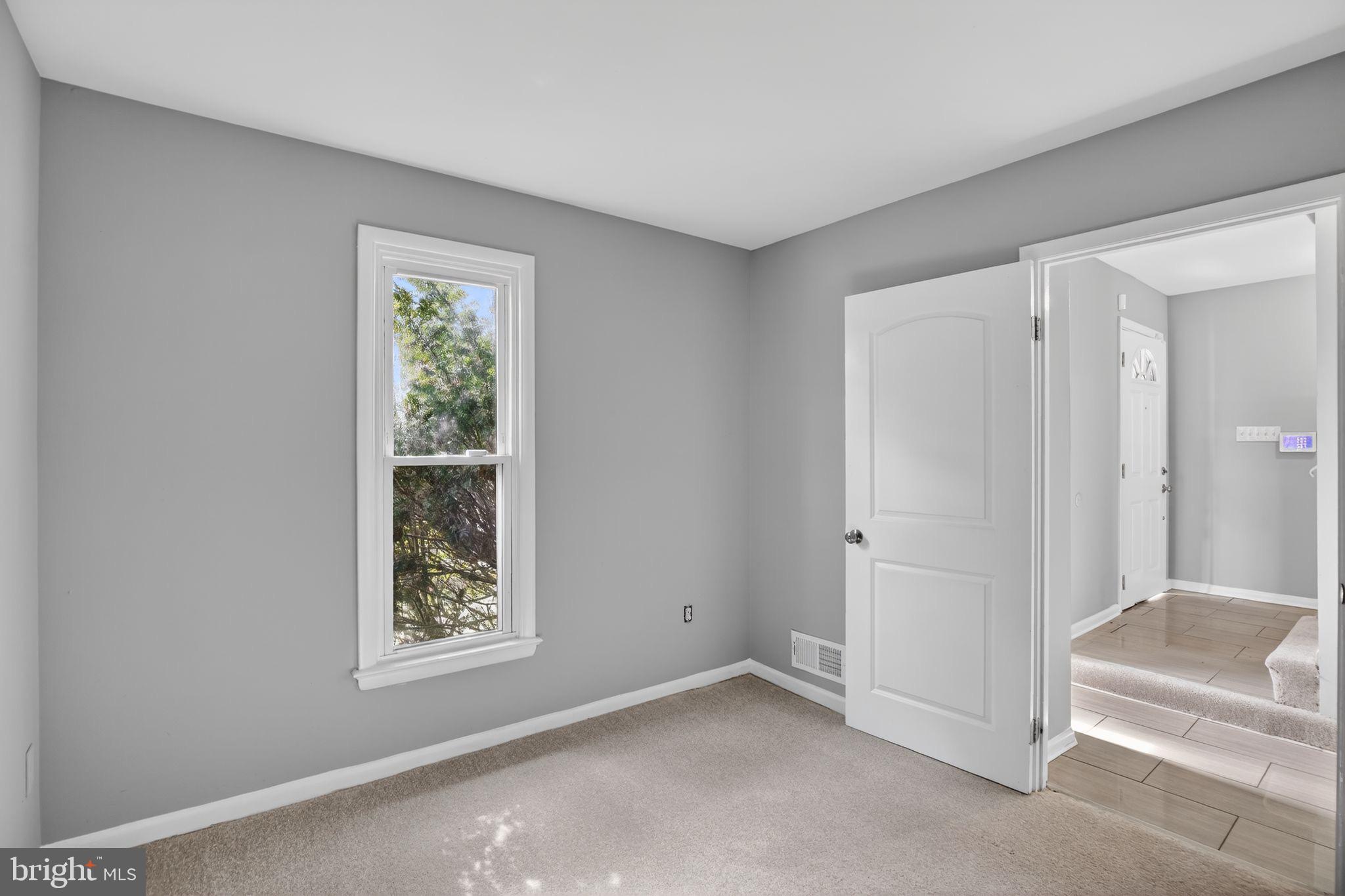 SANDY SPRING ESTATES - Residential