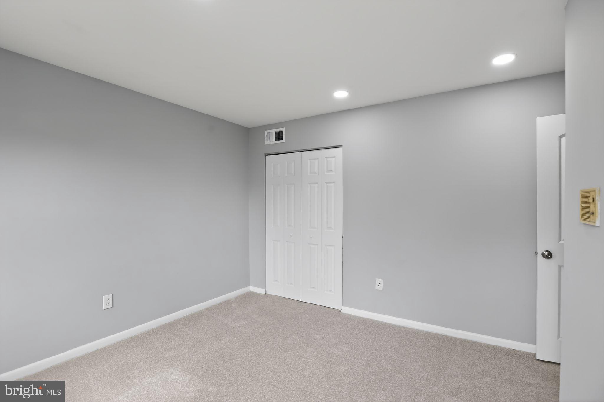 SANDY SPRING ESTATES - Residential