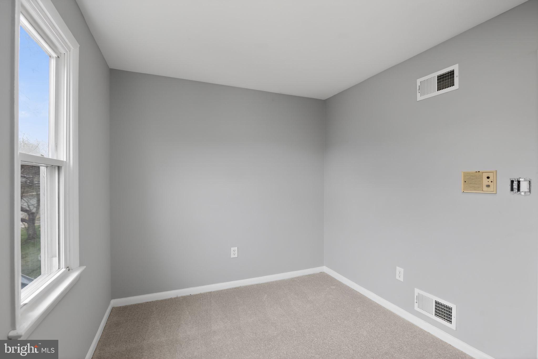 SANDY SPRING ESTATES - Residential