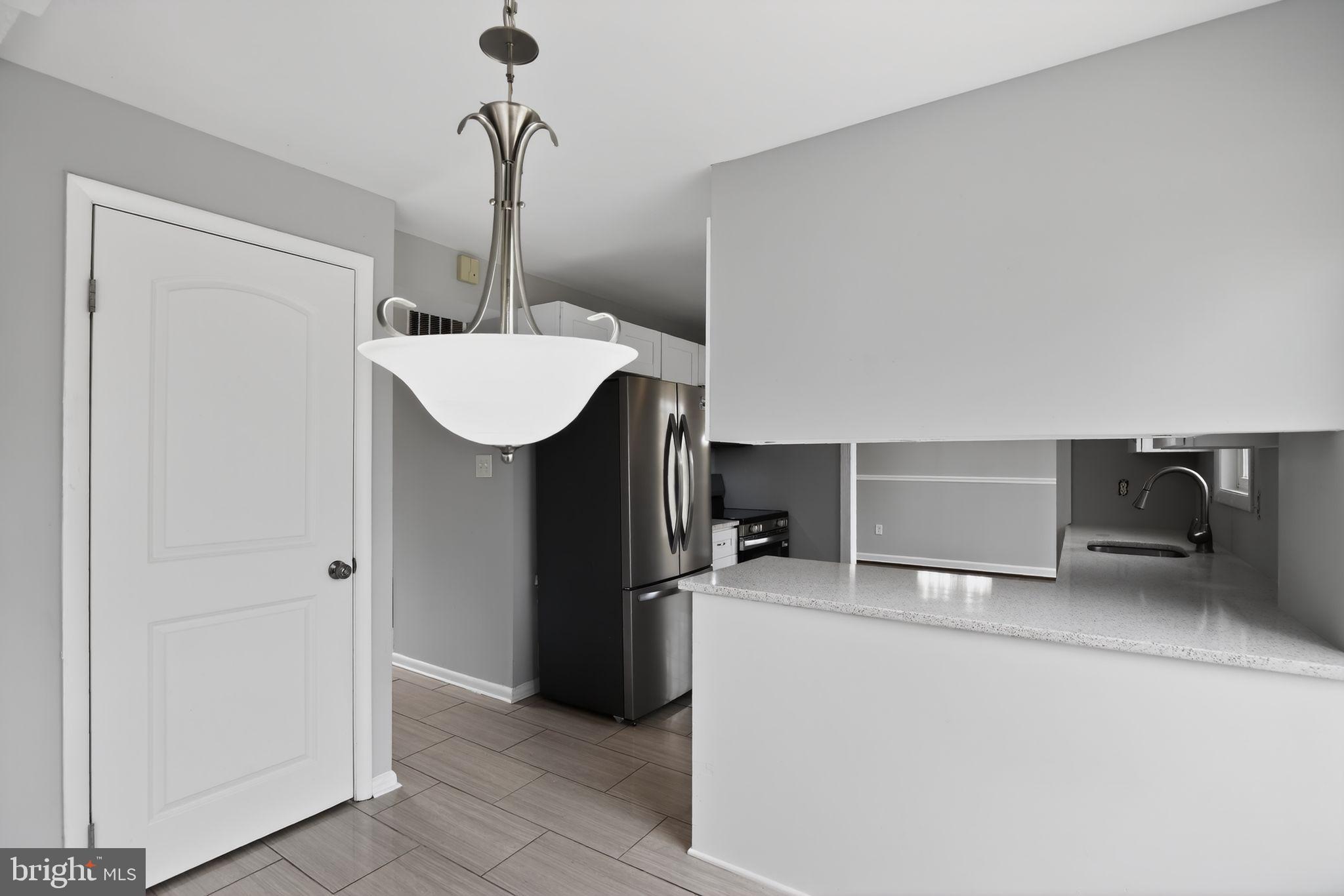 SANDY SPRING ESTATES - Residential