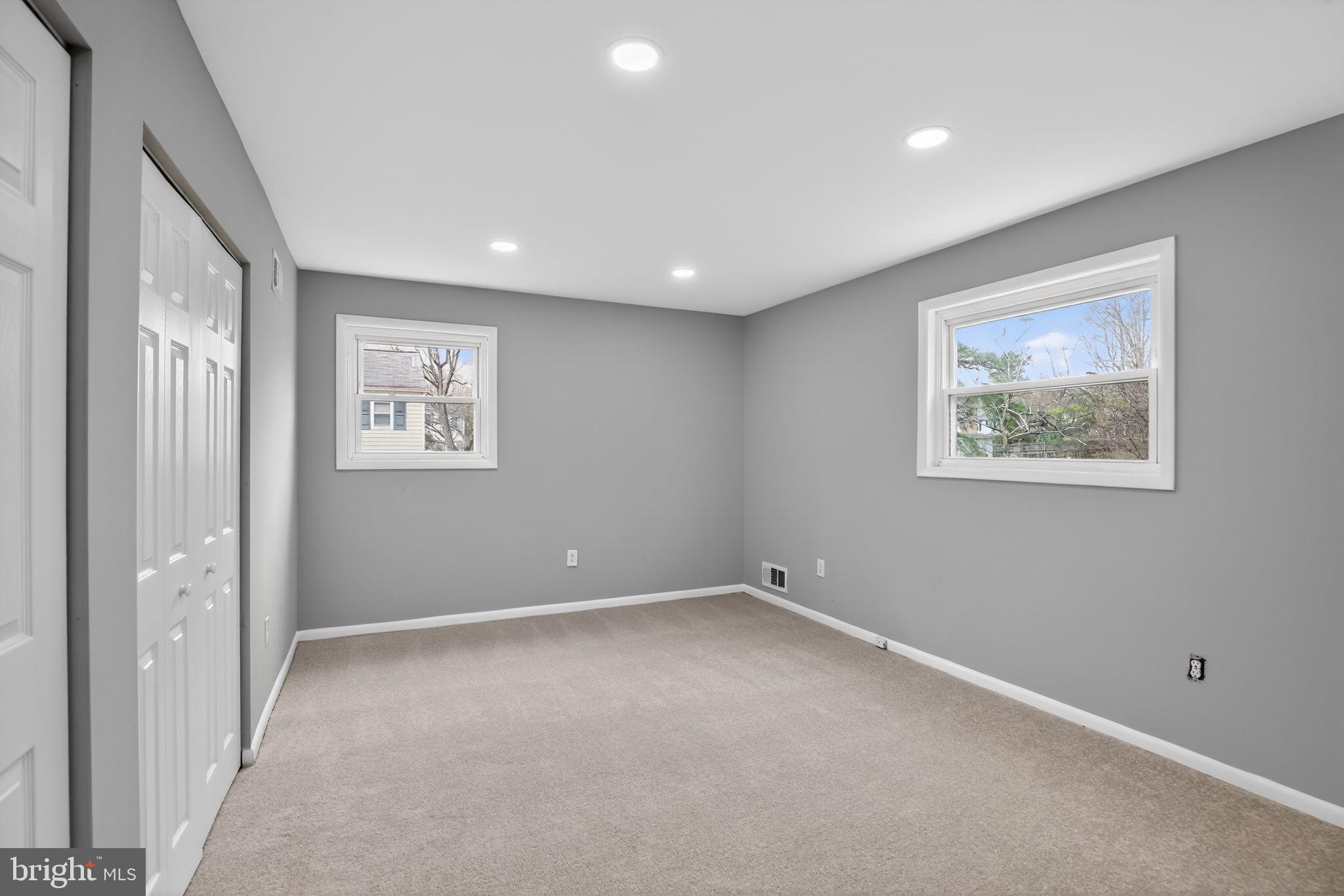 SANDY SPRING ESTATES - Residential