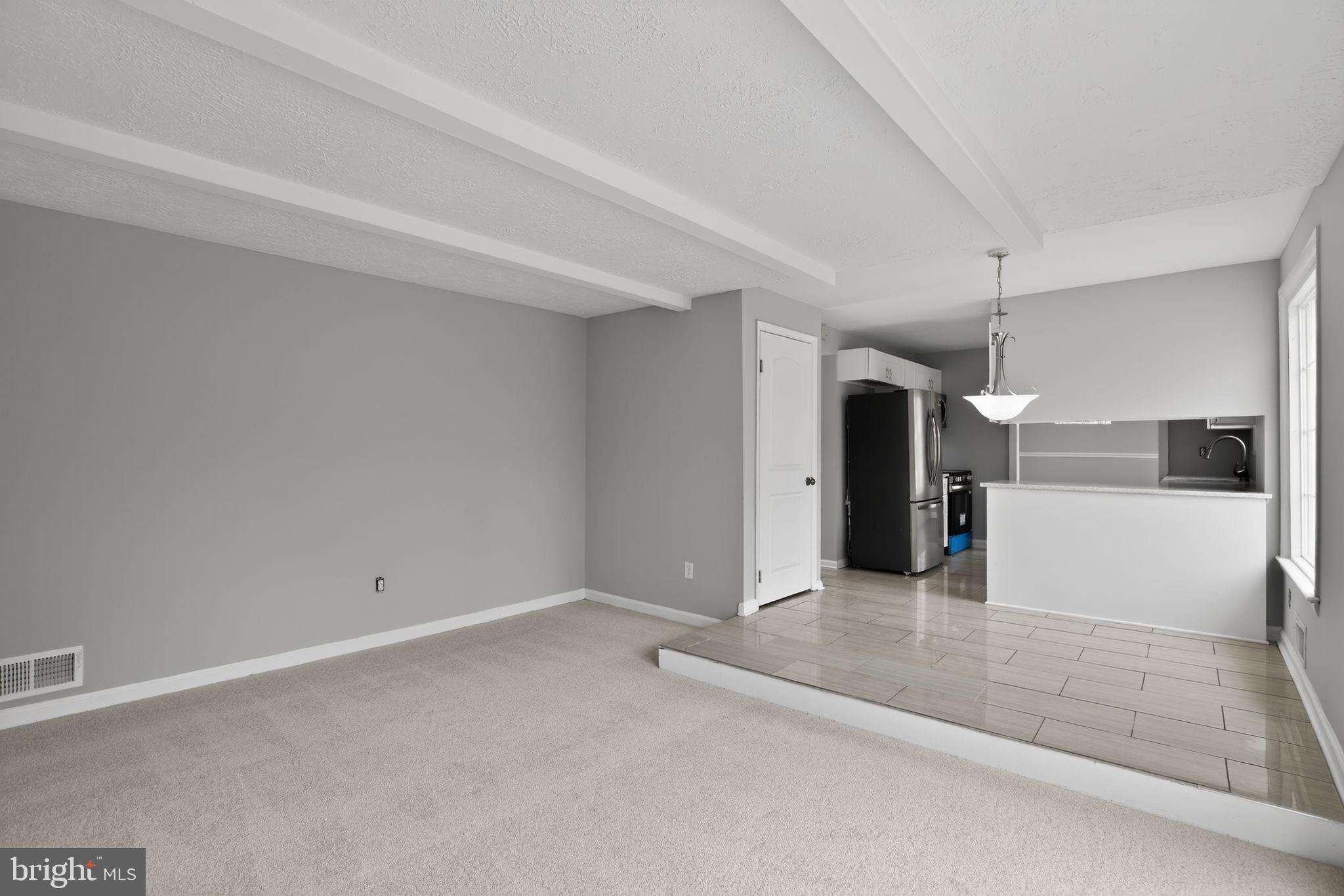 SANDY SPRING ESTATES - Residential