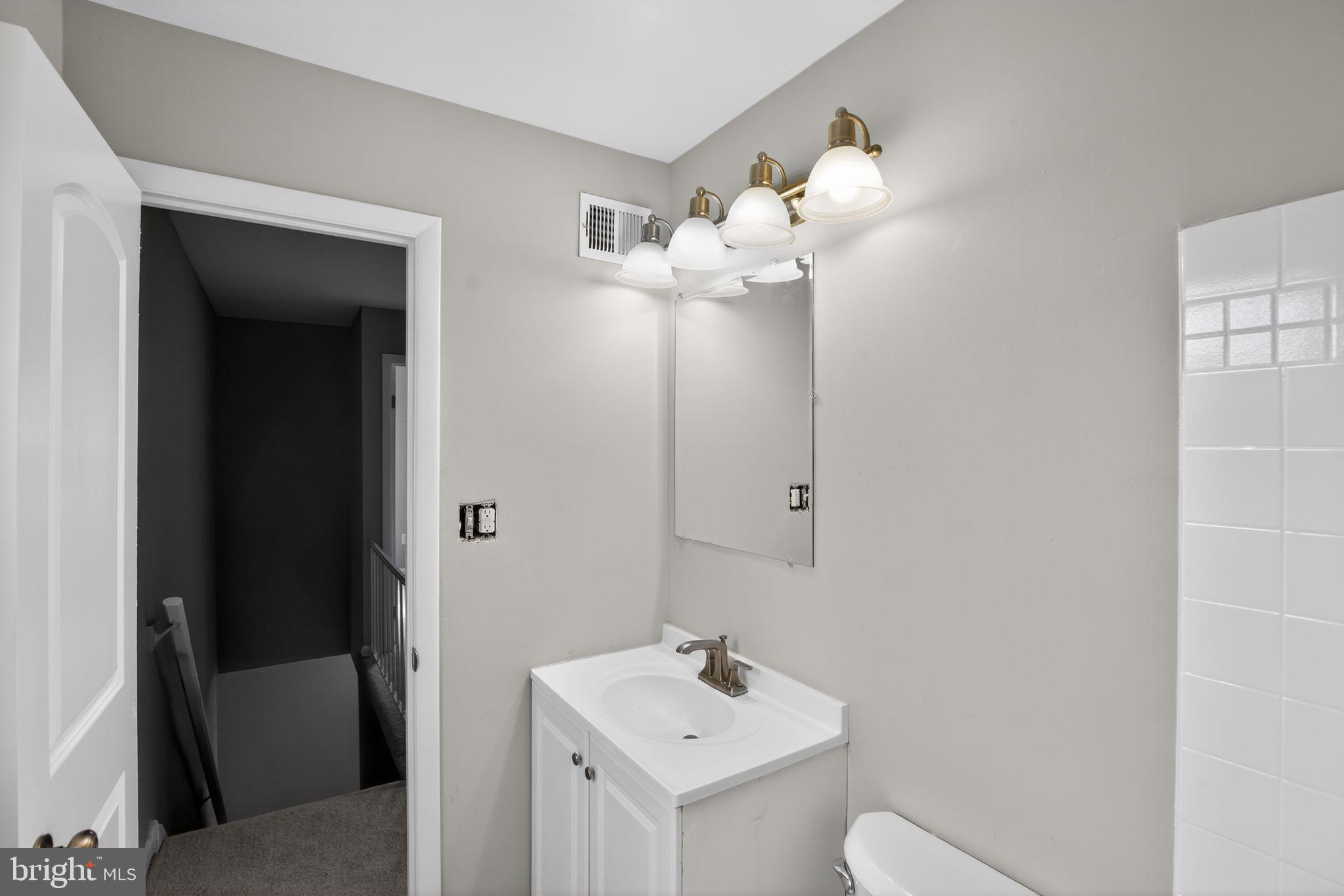 SANDY SPRING ESTATES - Residential