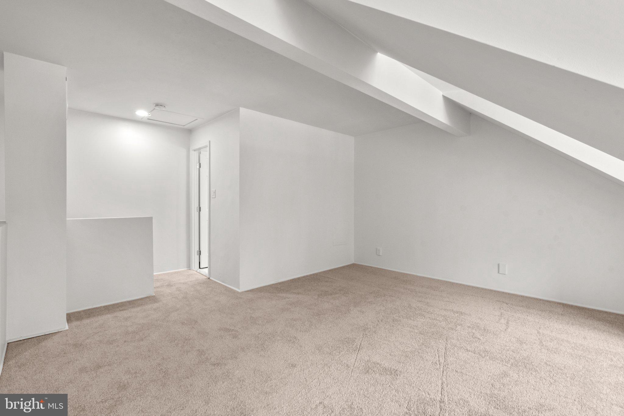 MCKENDREE - Residential Lease