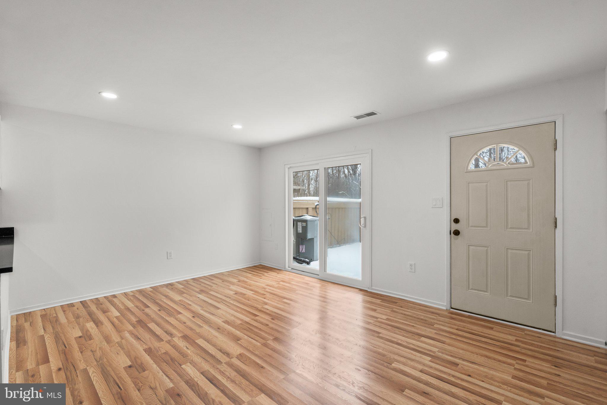 MCKENDREE - Residential Lease