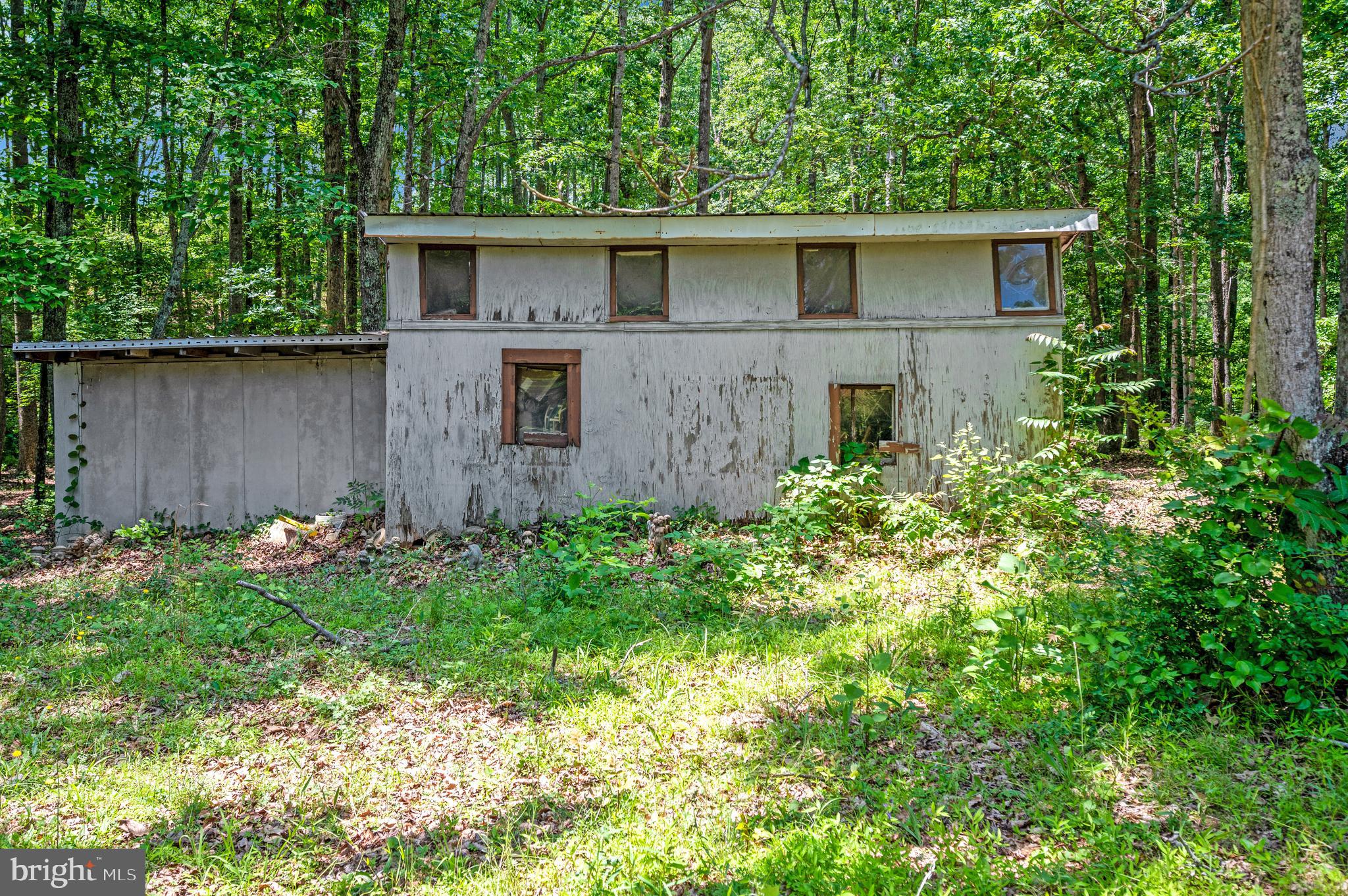 REBEL ACRES - Residential