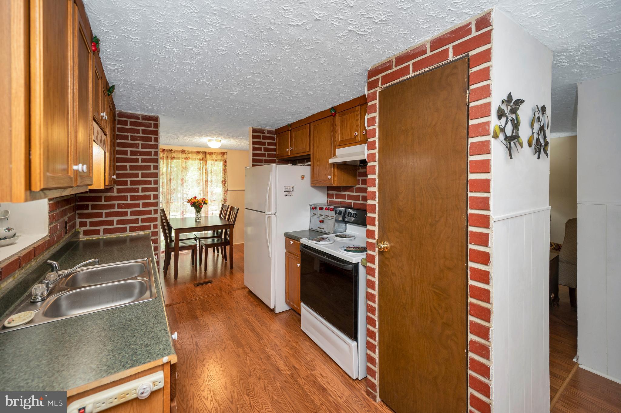 REBEL ACRES - Residential