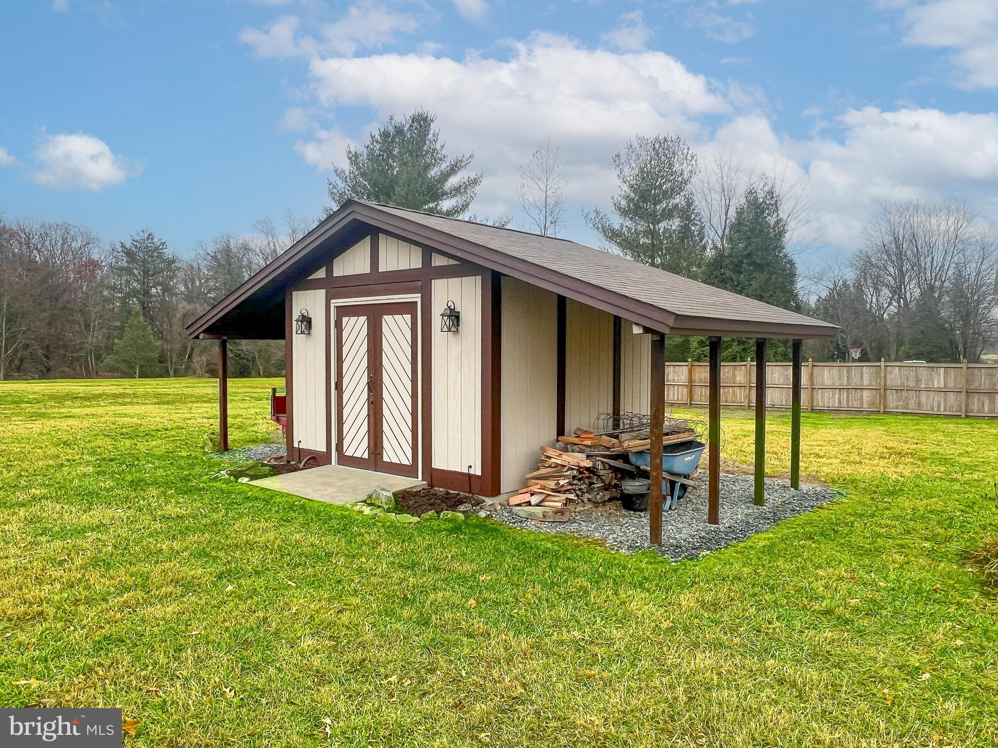 11007 NEW ENGLAND DRIVE