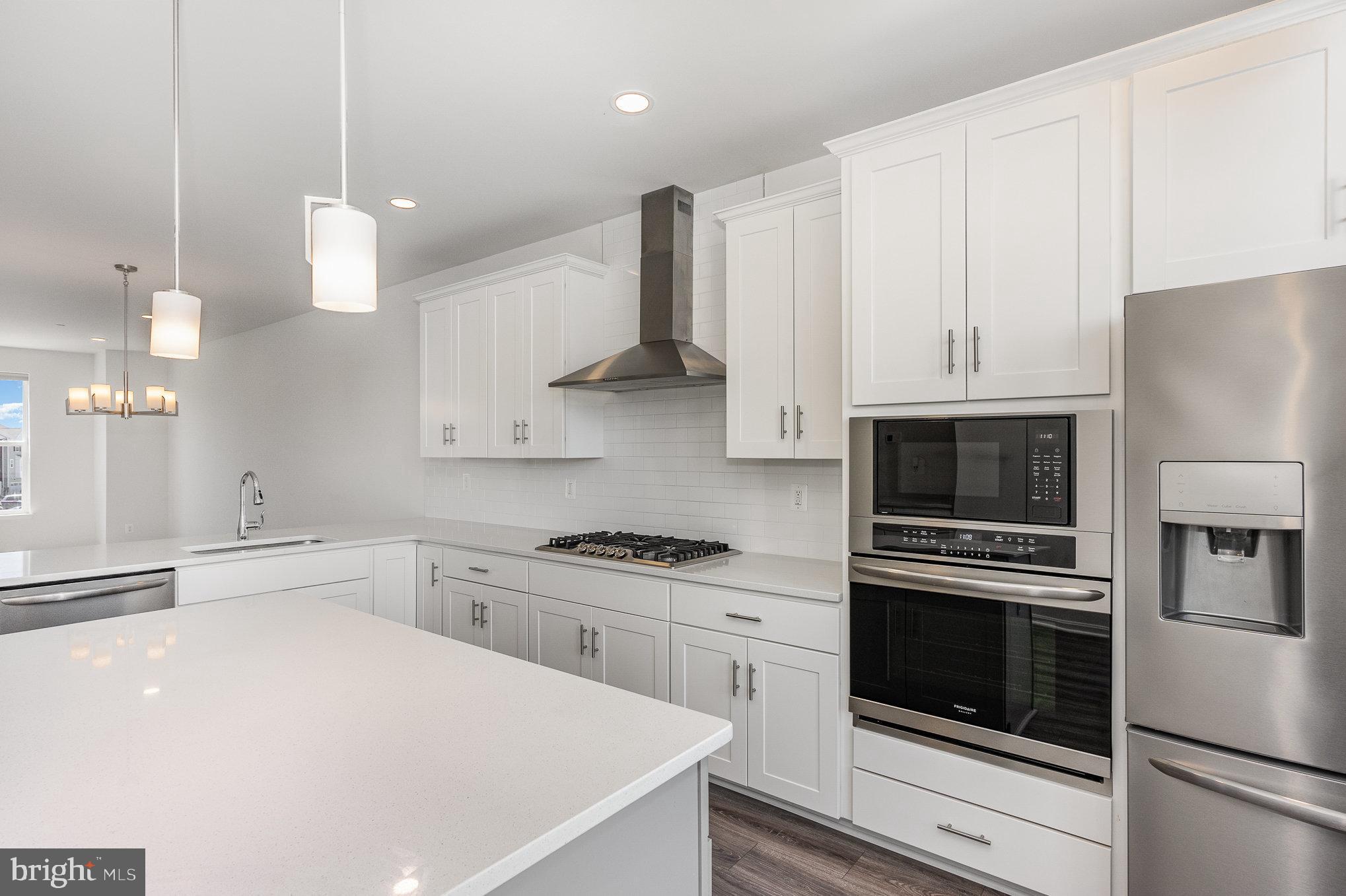 ROSEDALE - Residential
