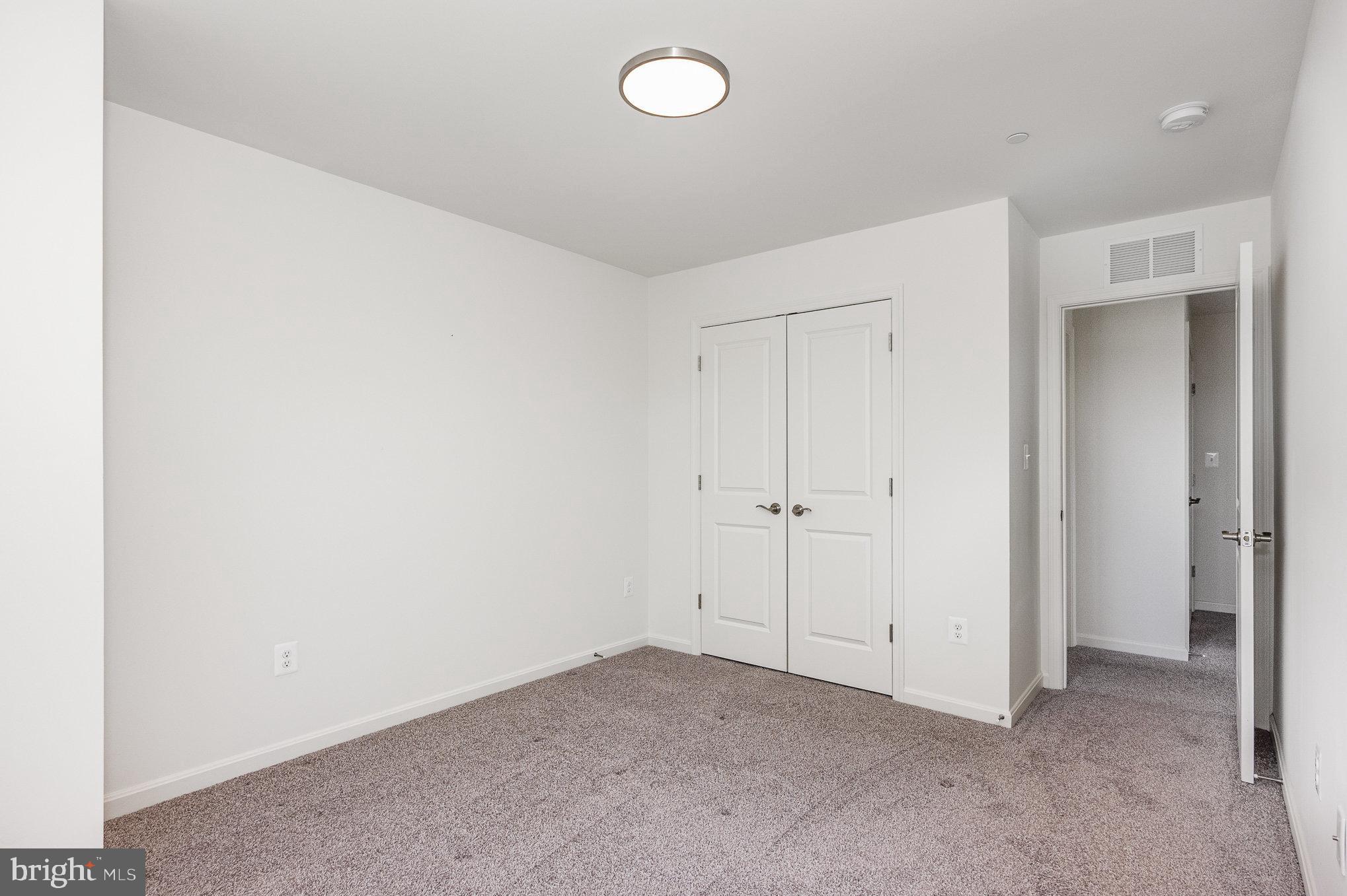 ROSEDALE - Residential