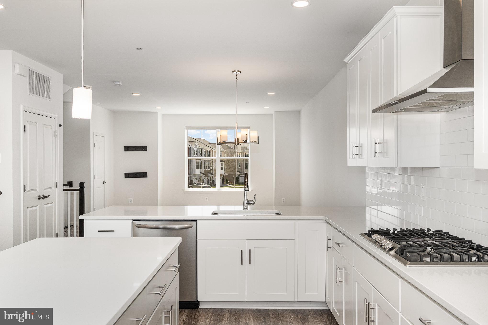 ROSEDALE - Residential