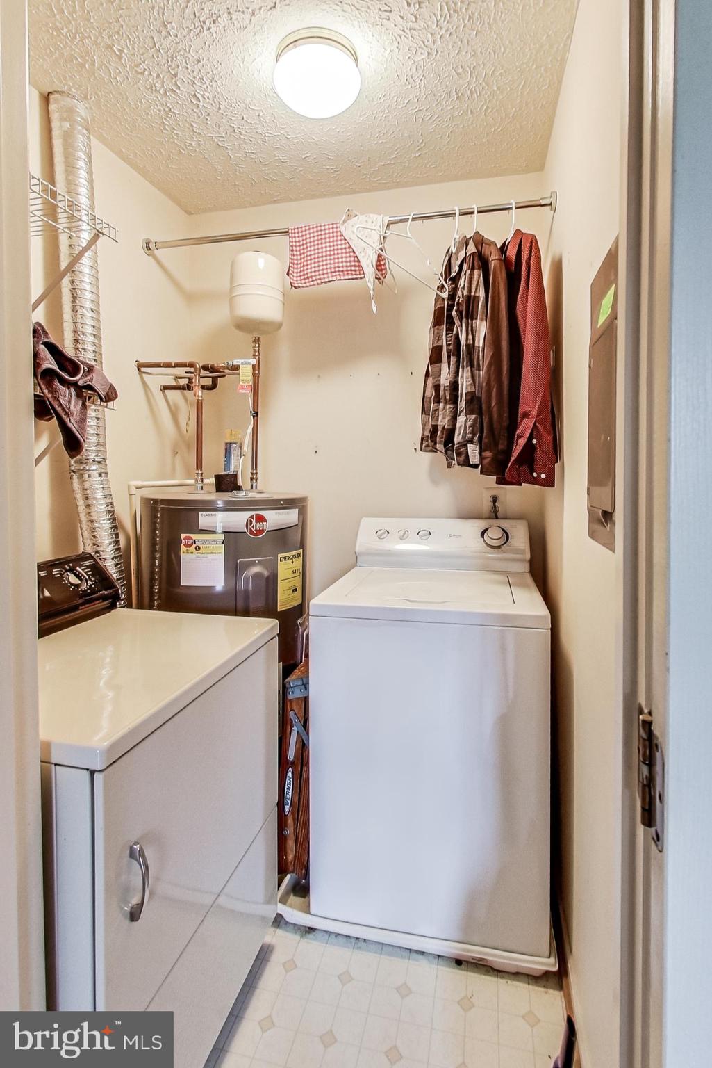 OVERLOOK - Residential