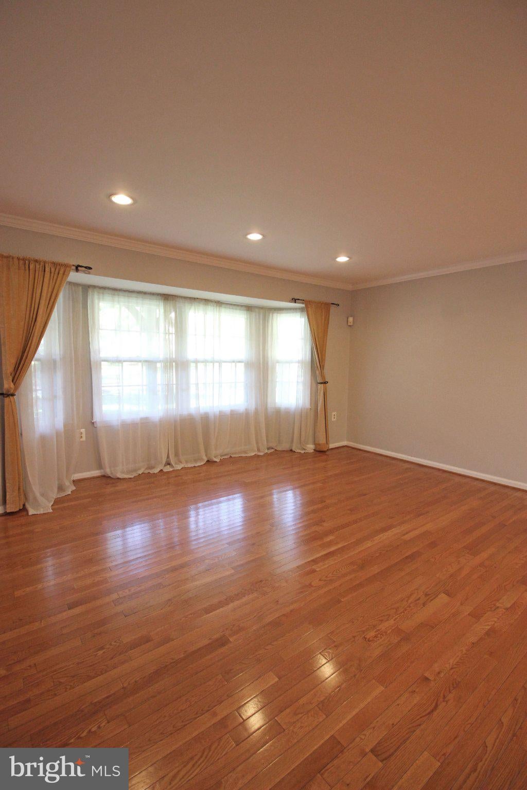 1507 KERSEY LANE