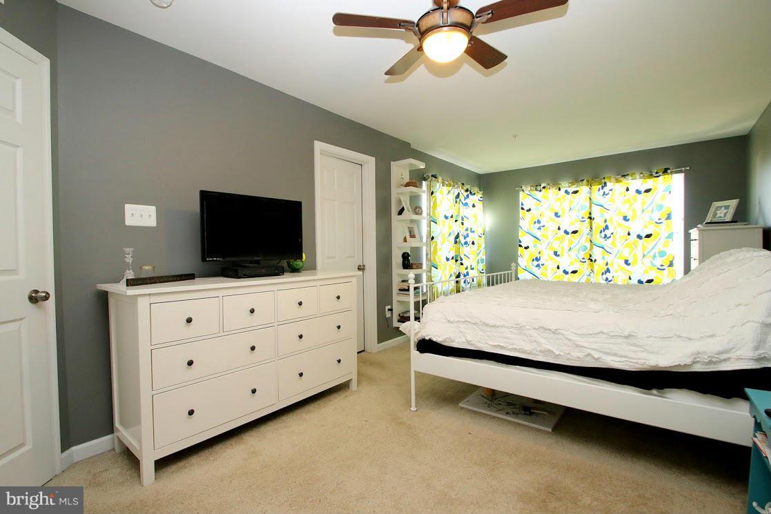 LAKES AT STANSBURY SHORE - Residential Lease