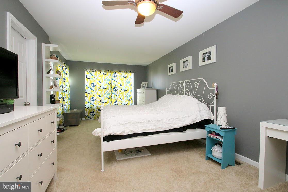 LAKES AT STANSBURY SHORE - Residential Lease