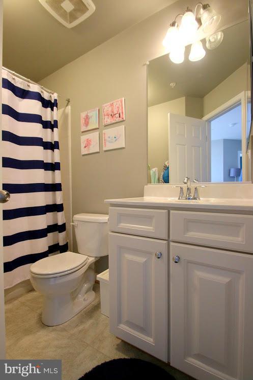 LAKES AT STANSBURY SHORE - Residential Lease