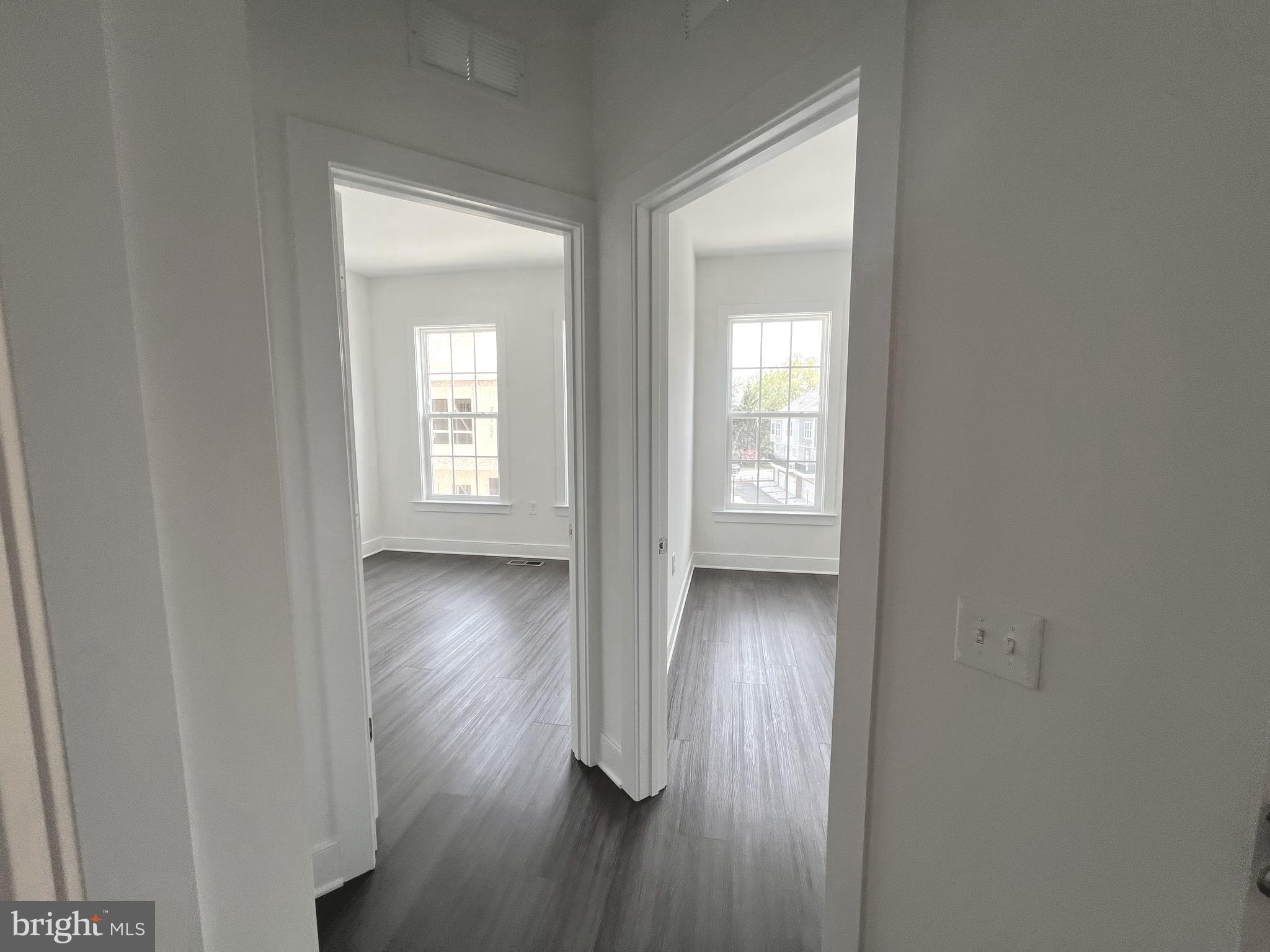 OVERLOOK AT FAIRFAX BOULEVARD - Residential Lease