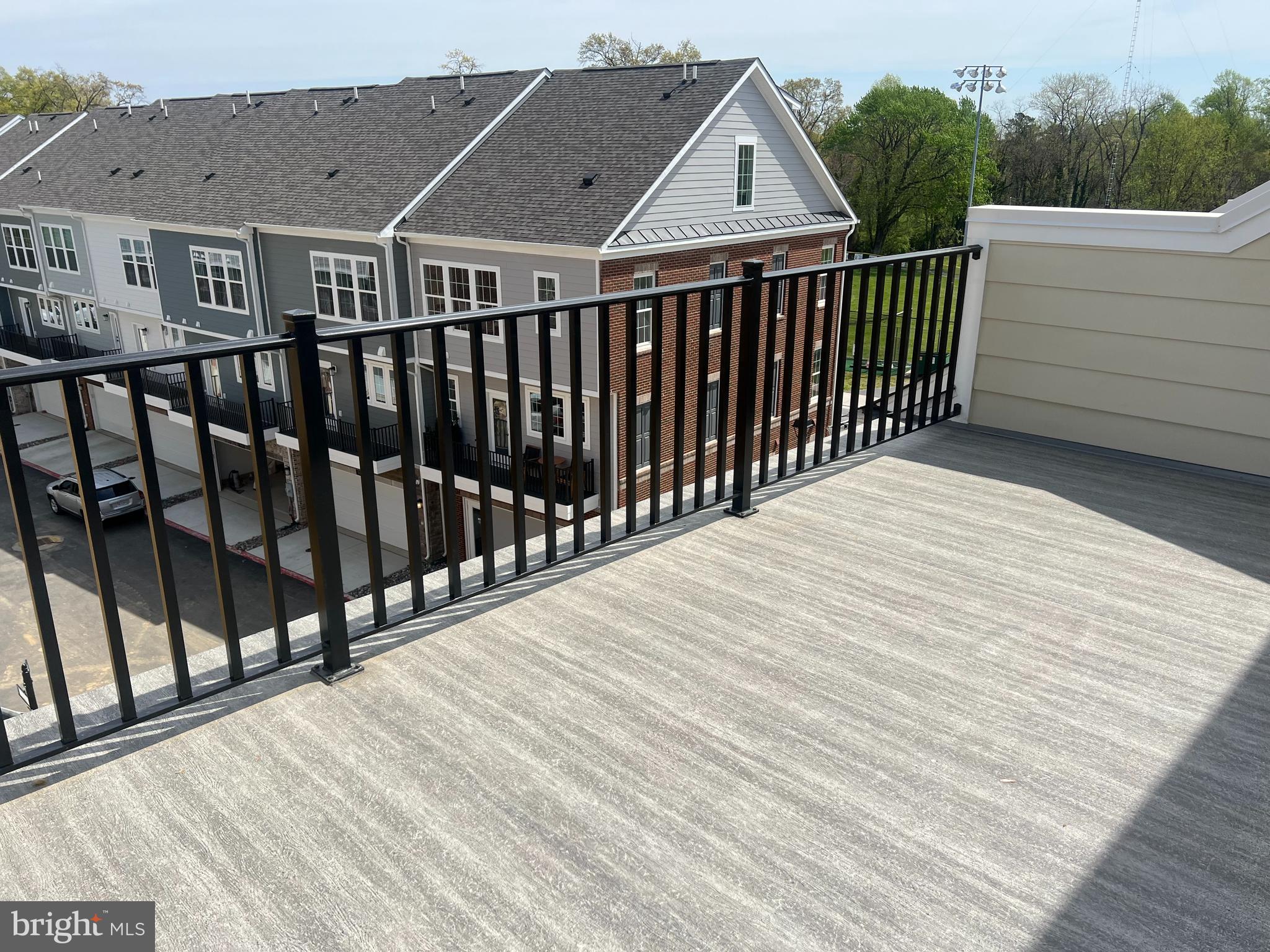 OVERLOOK AT FAIRFAX BOULEVARD - Residential Lease