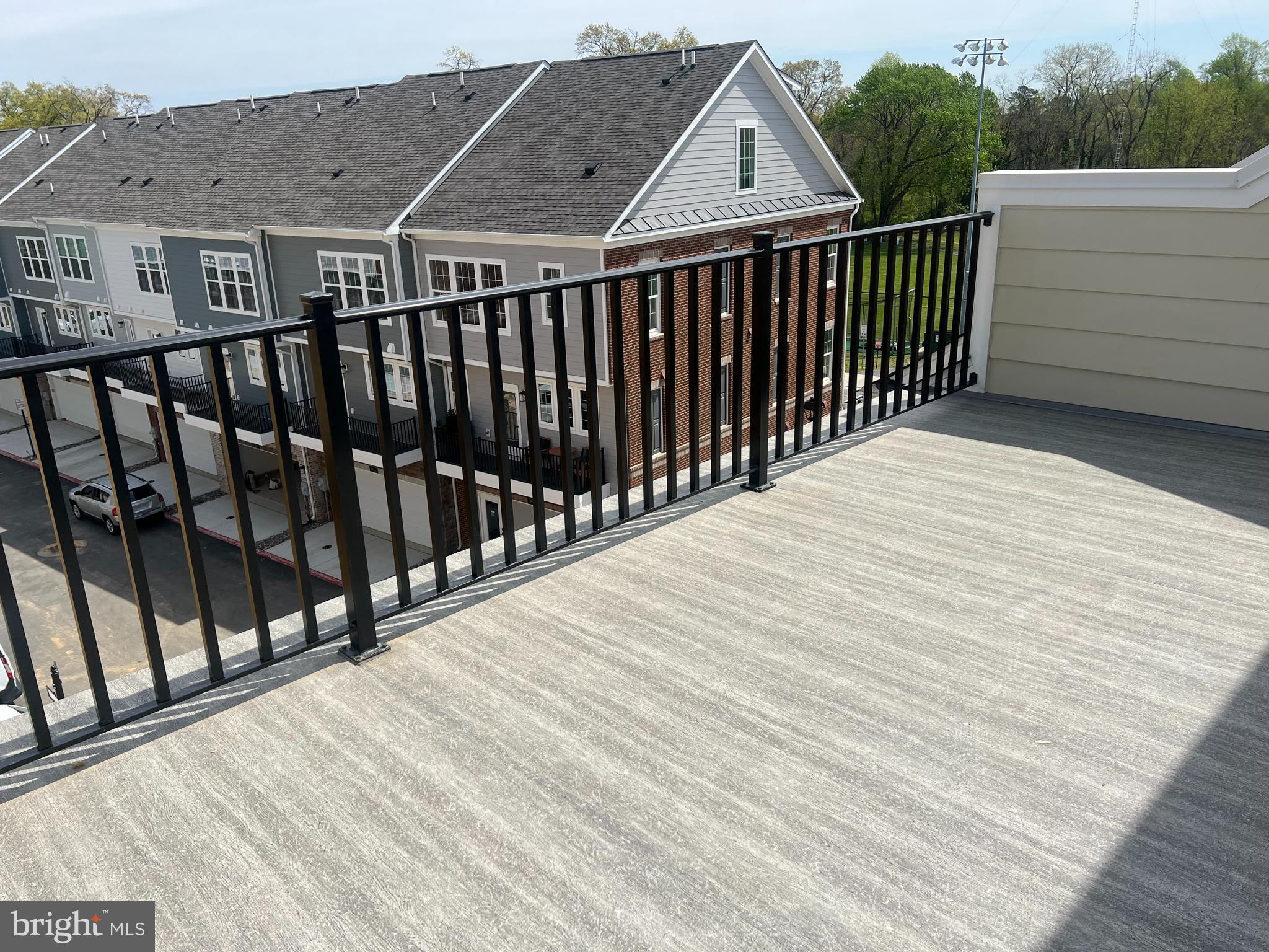 OVERLOOK AT FAIRFAX BOULEVARD - Residential Lease