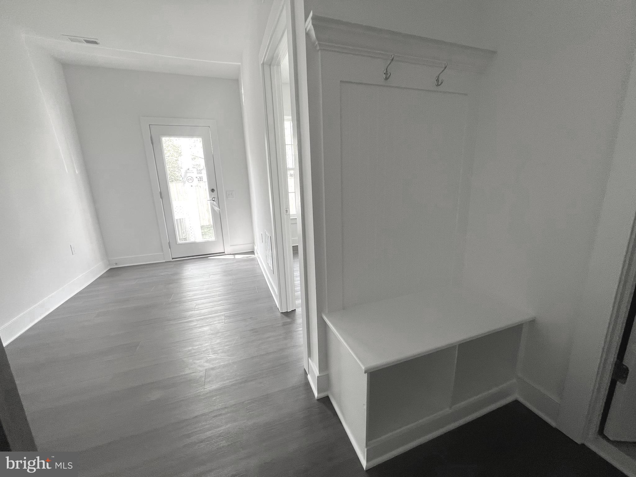 OVERLOOK AT FAIRFAX BOULEVARD - Residential Lease