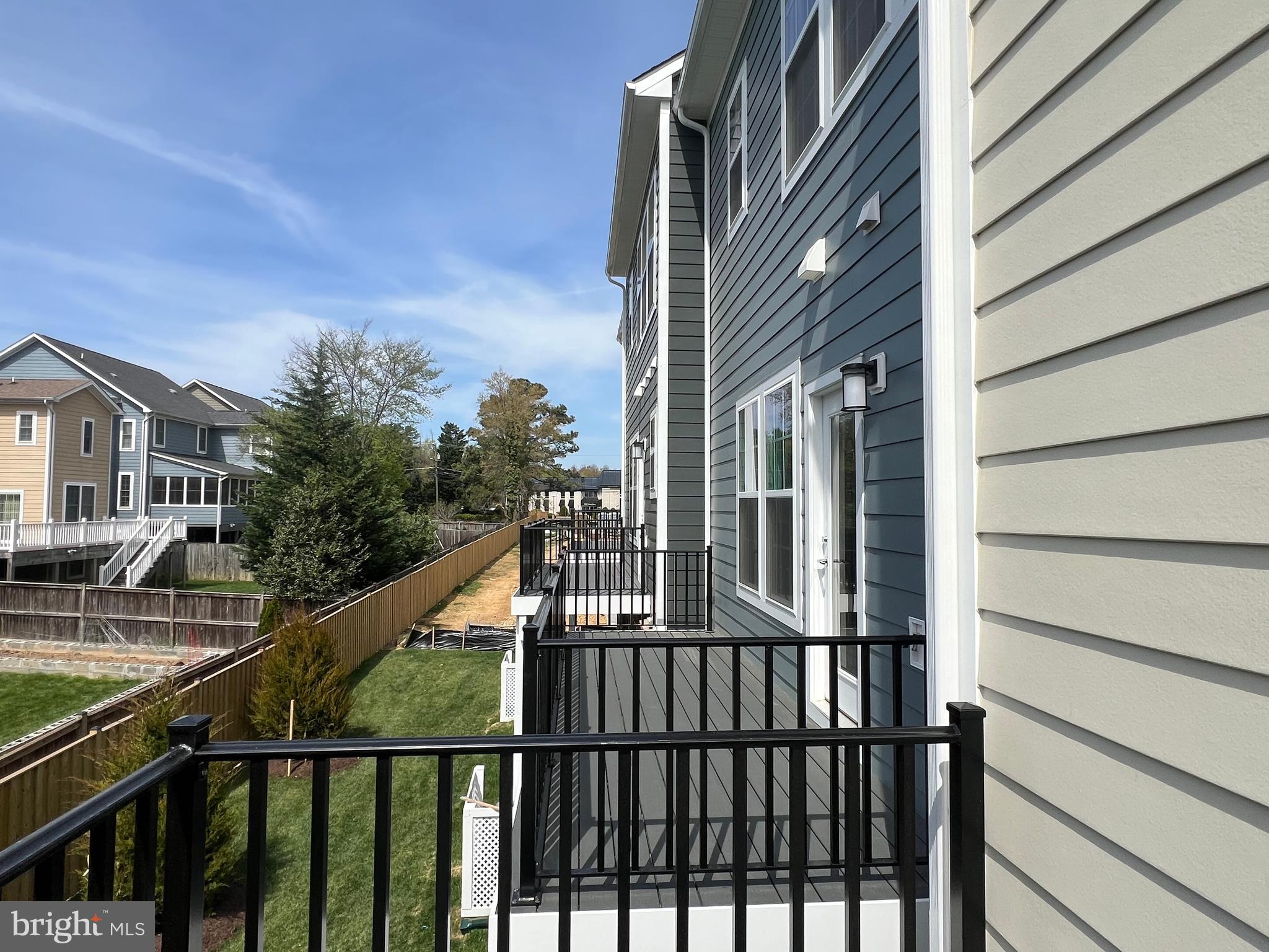 OVERLOOK AT FAIRFAX BOULEVARD - Residential Lease